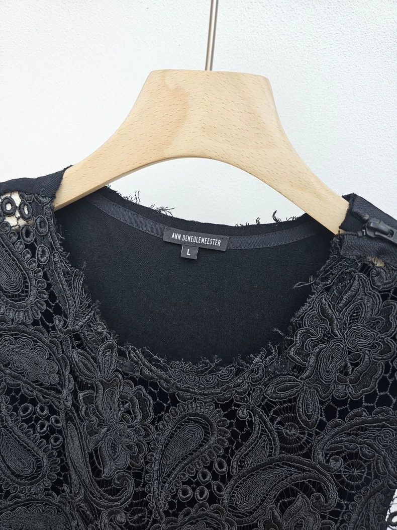 Ann Demeulemeester Ann Demeulemeester Men's and Women's Lace T-Shirt Vest Size L / US 10 / IT 46 - 7 Thumbnail