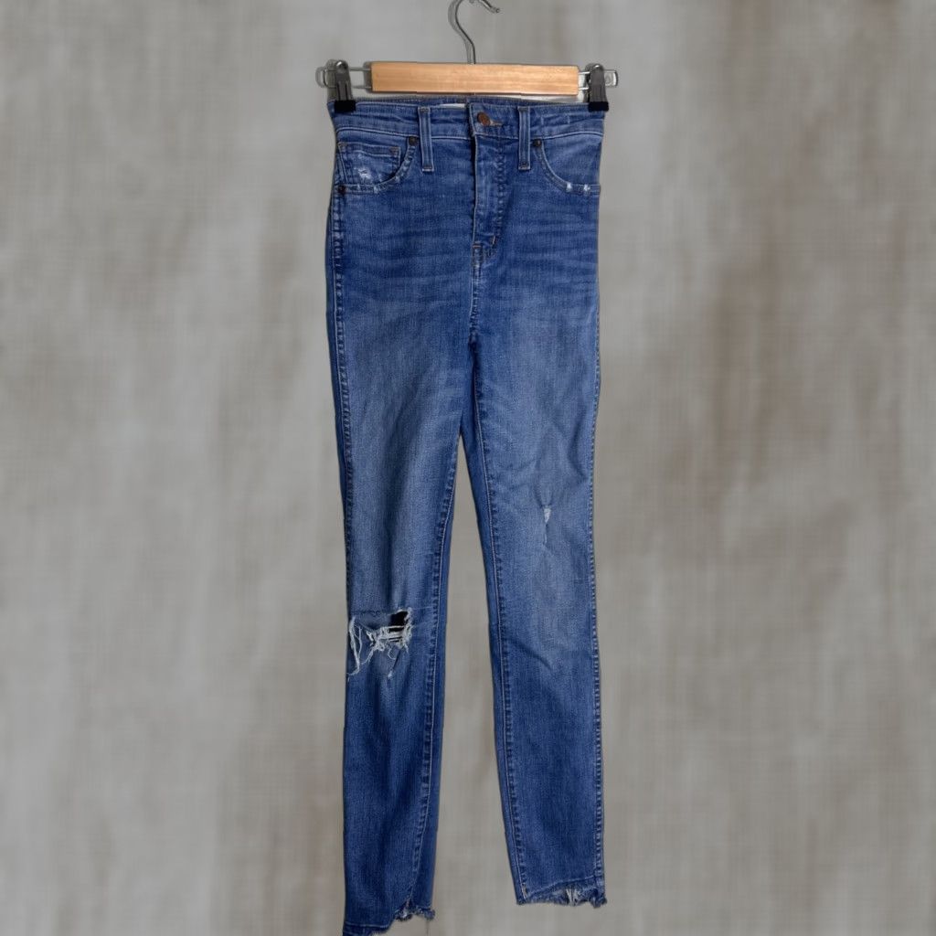 Madewell Madewell Curvy High Rise Skinny Jeans Size 23x28 Medium Wash Raw Hem Women Jeans Size 40" / US 18 - 1 Thumbnail