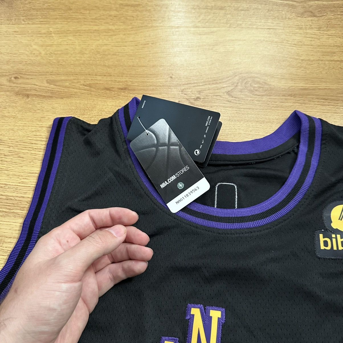 NBA × Nike NBA LeBron James Los Angeles Lakers Jersey Size US L / EU 52-54 / 3 - 7 Thumbnail