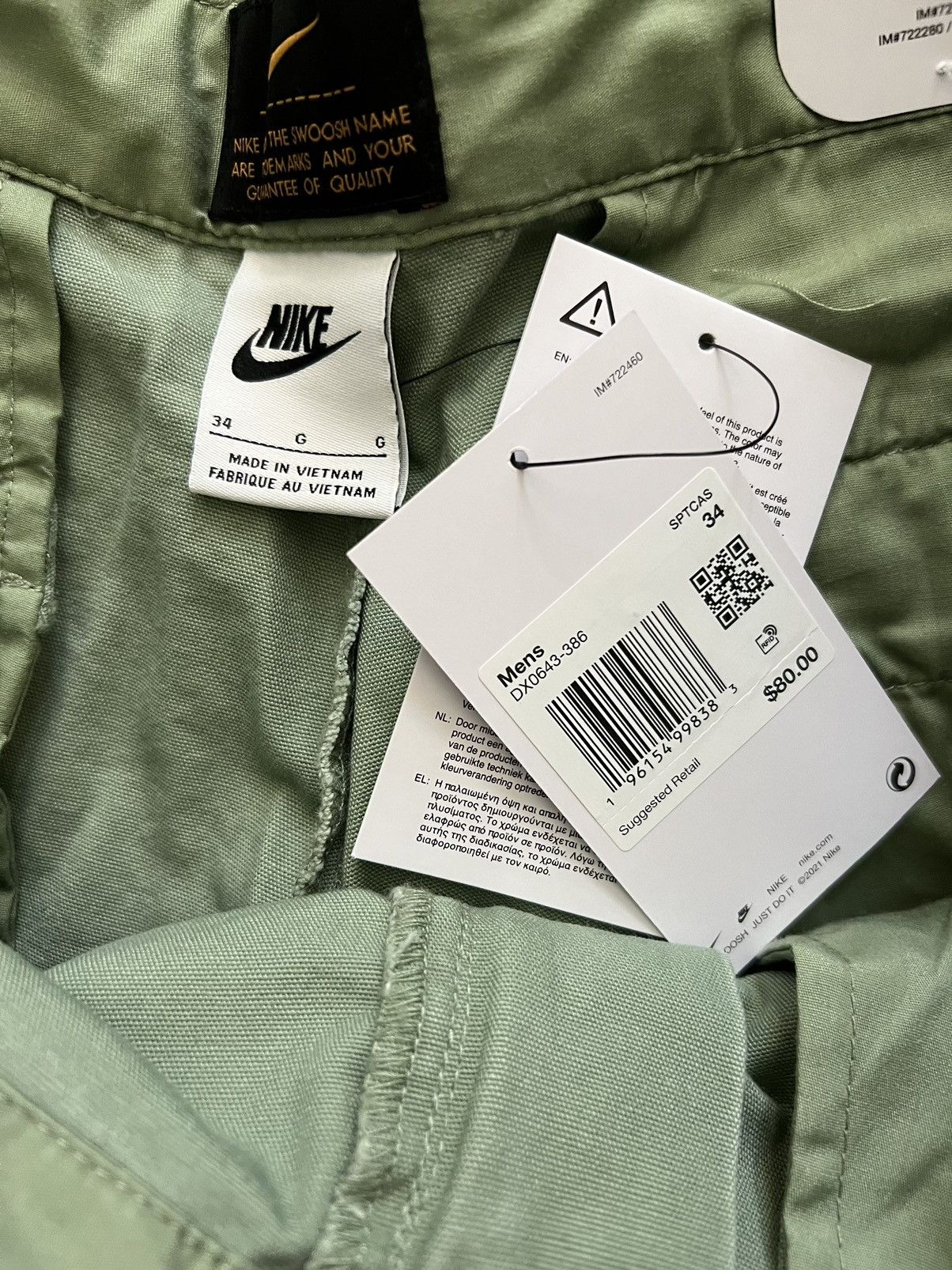 Nike Nike Men's Life Pleated Chino Shorts Oil Green/White Size US 34 / EU 50 - 6 Thumbnail
