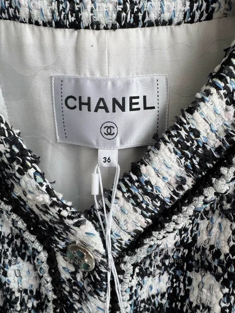 Chanel Chanel 23P black and white plaid tweed short coat Size XXS / US 00 / IT 34 - 5 Thumbnail
