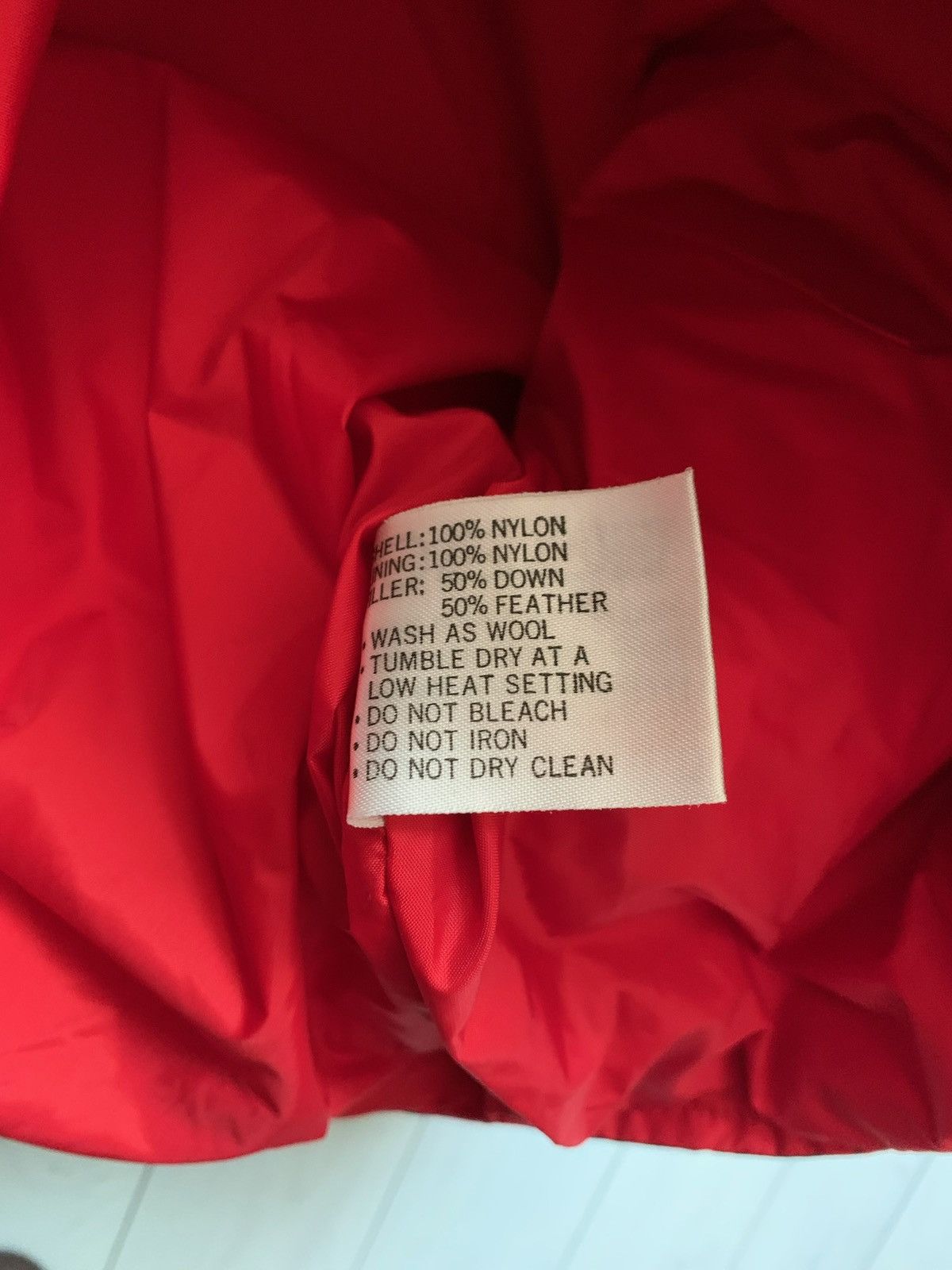 Ferrari × Vintage Vintage Ferrari down vest logo size L Size US L / EU 52-54 / 3 - 6 Thumbnail