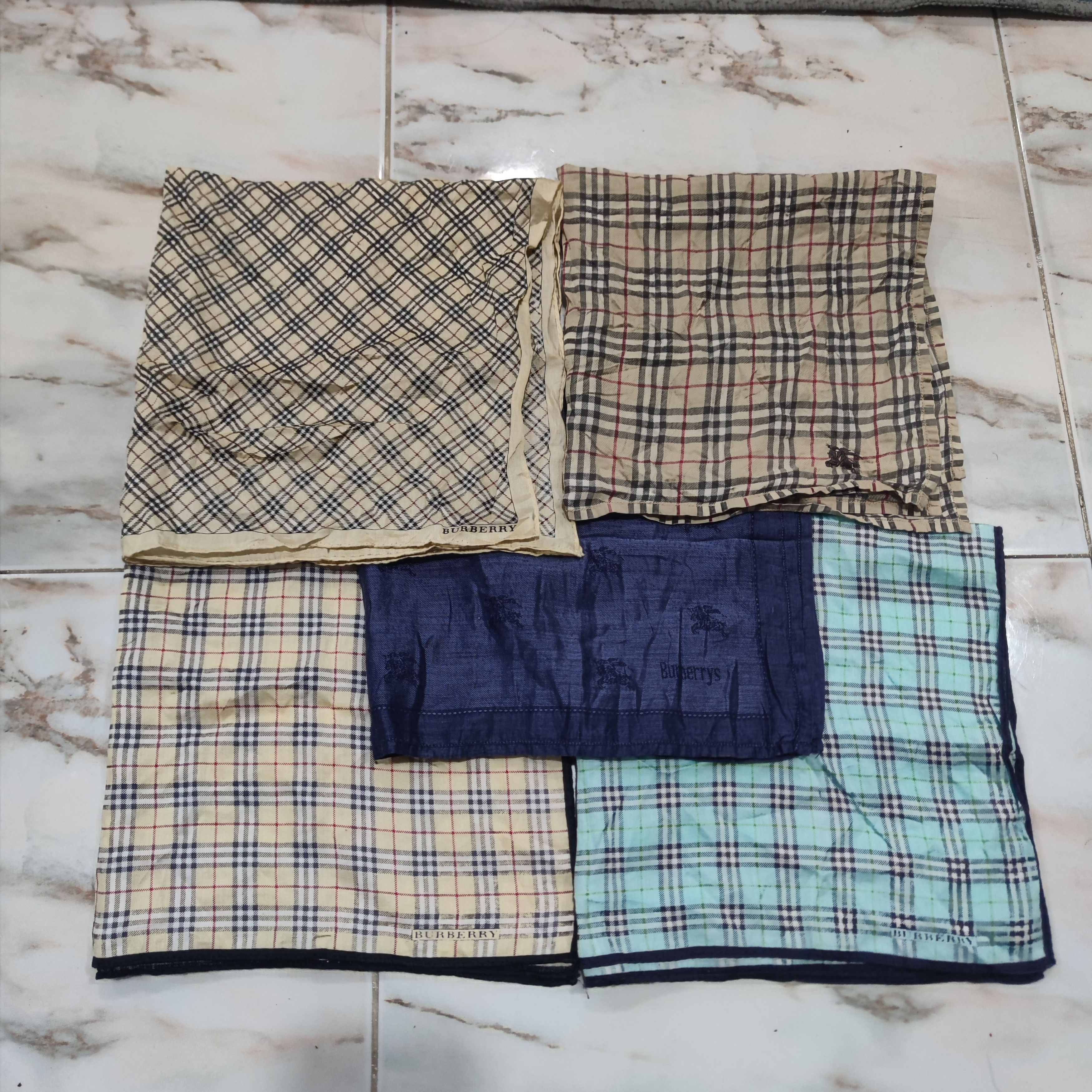 Burberry BURBERRY HANDKERCHIEFS Size ONE SIZE - 1 Thumbnail