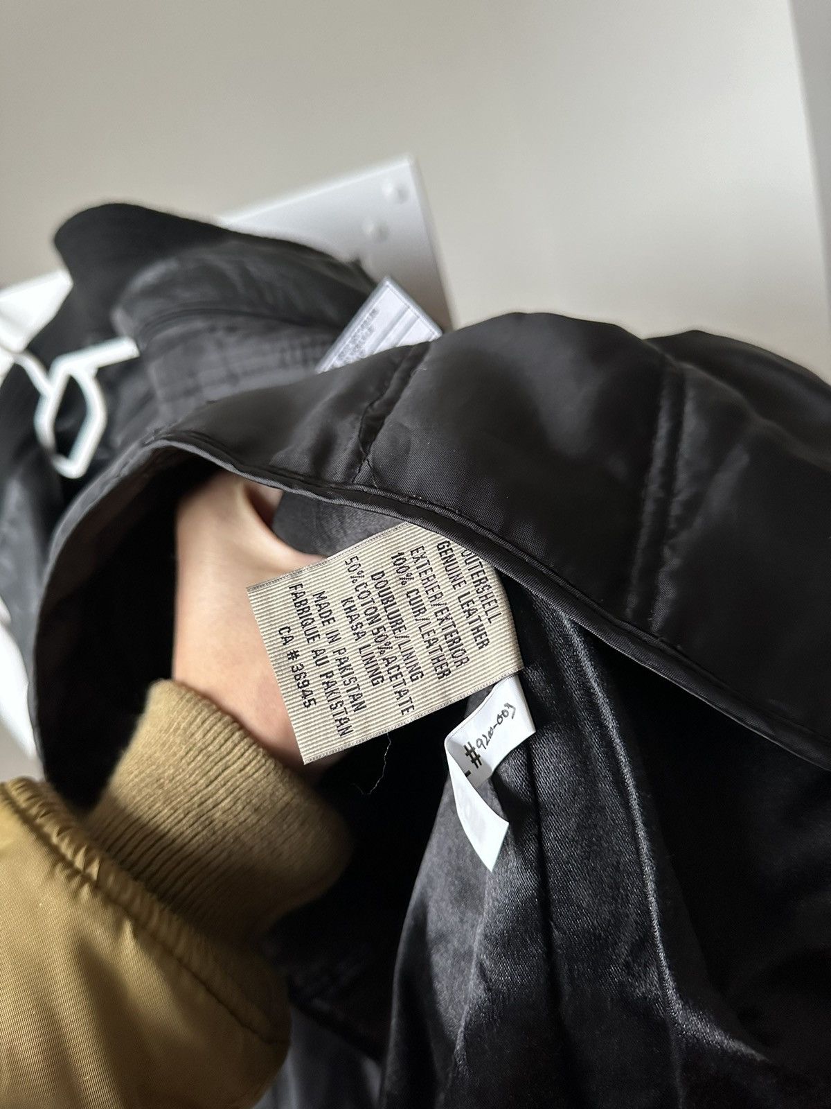 Japanese Brand Vintage Black Leather Boxy Bomber Jacket Kanye West Style Size US XL / EU 56 / 4 - 15 Thumbnail