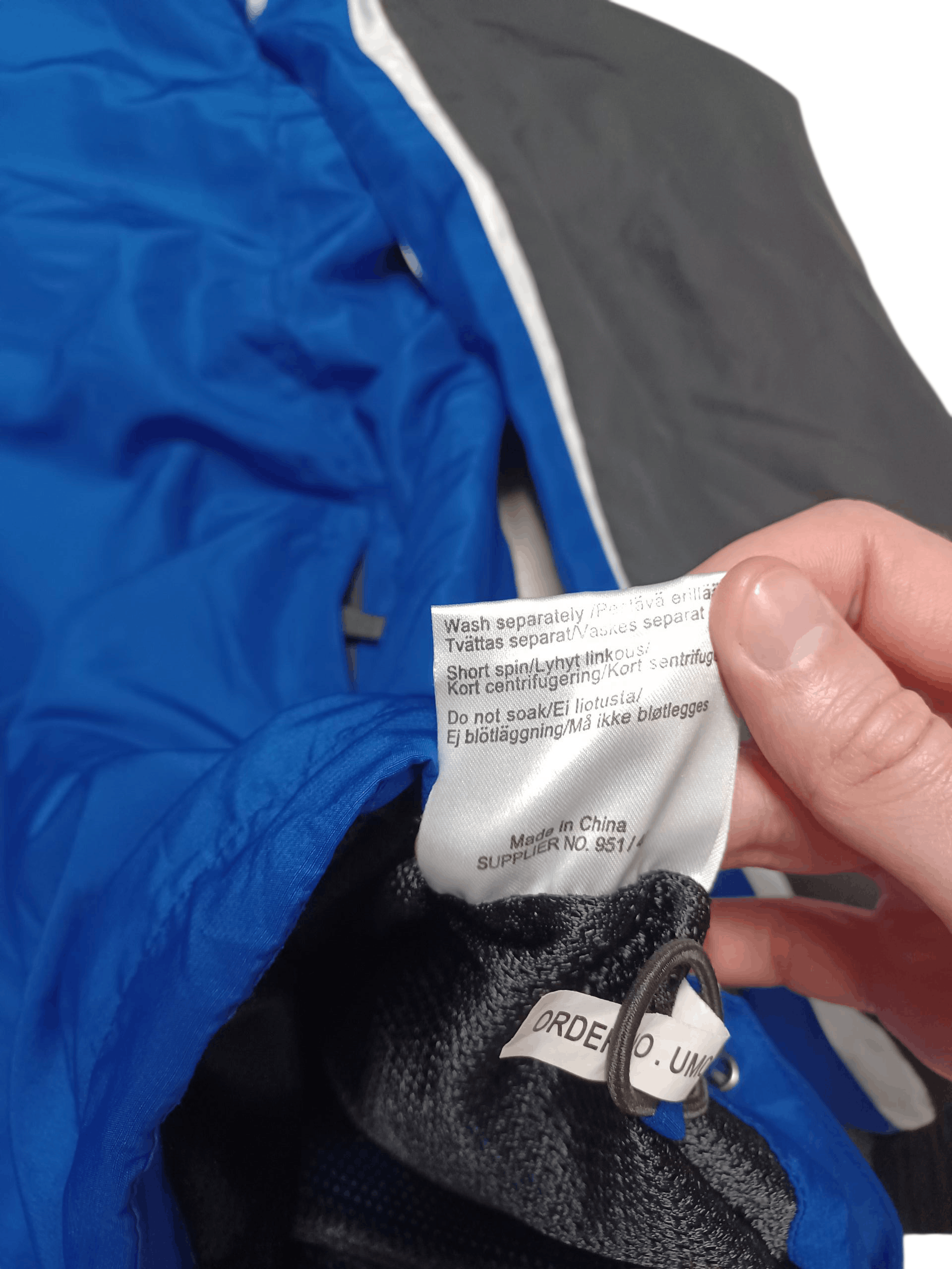 Umbro UMBRO VINTAGE NYLON TRACKING JACKET DRILL SOCCER Size US XL / EU 56 / 4 - 7 Thumbnail