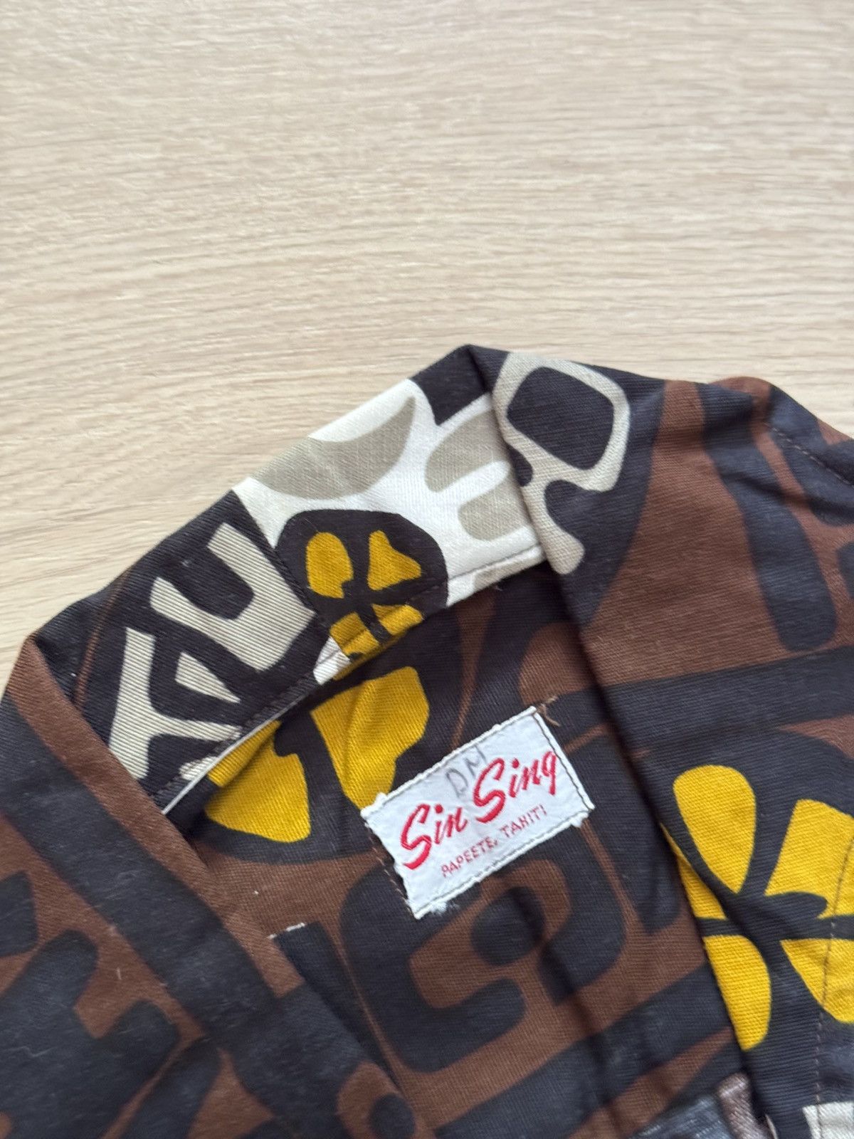 Vintage Vintage 60’s Hawaiian Made In Tahiti Brown Over Print Shirt Size US L / EU 52-54 / 3 - 4 Thumbnail