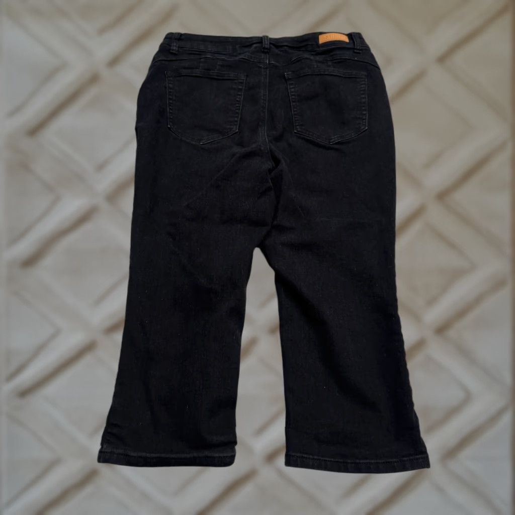 Supra SUPRA Denim High Rise Capri Jeans Womens 14 Black 32x20 Stretch Casual 5-Pocket Size 36" / US 14 / IT 50 - 1 Thumbnail