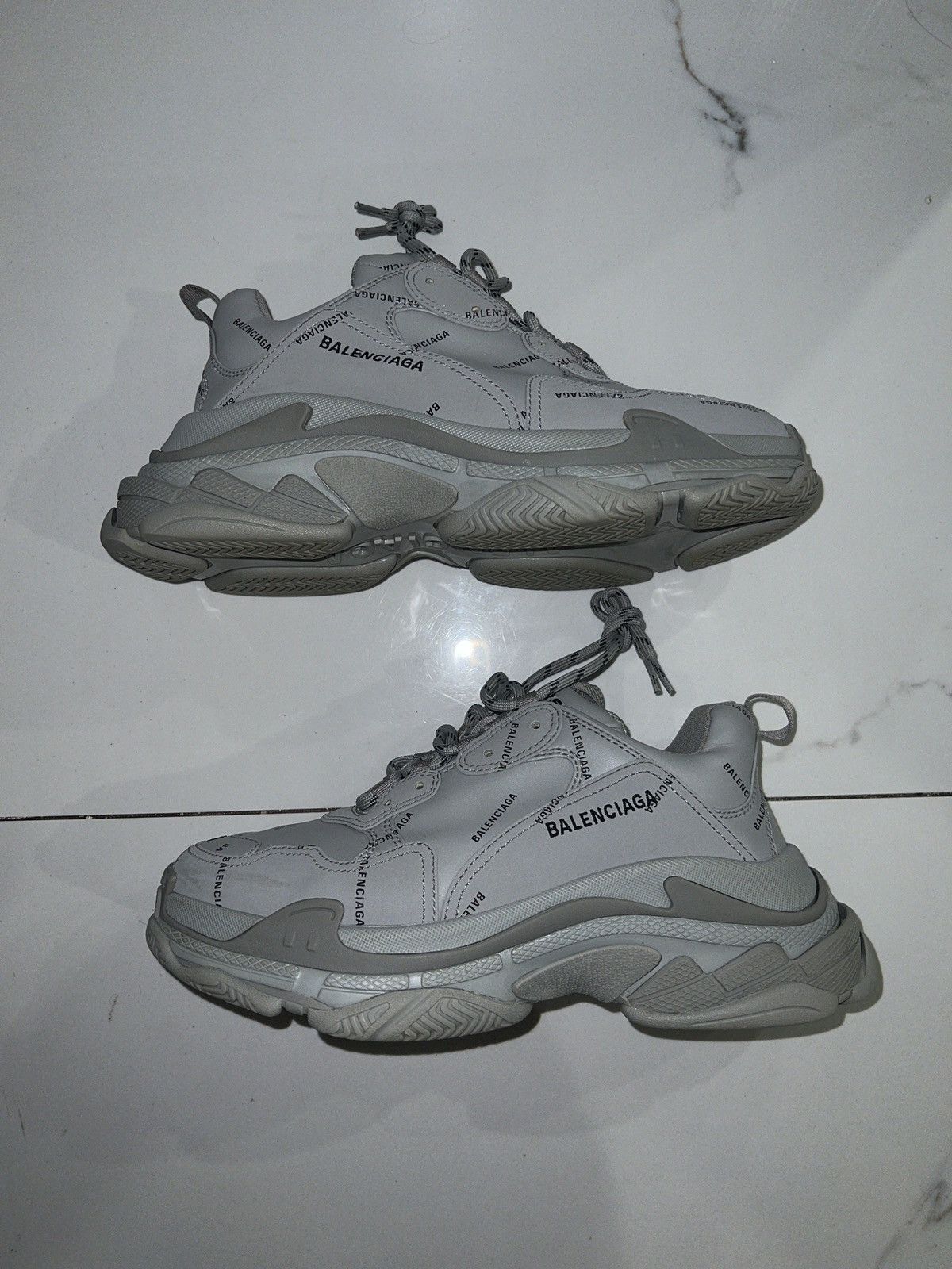Balenciaga Balenciaga Triple S Allover Logo Gray Size US 10 / EU 43 - 9 Thumbnail