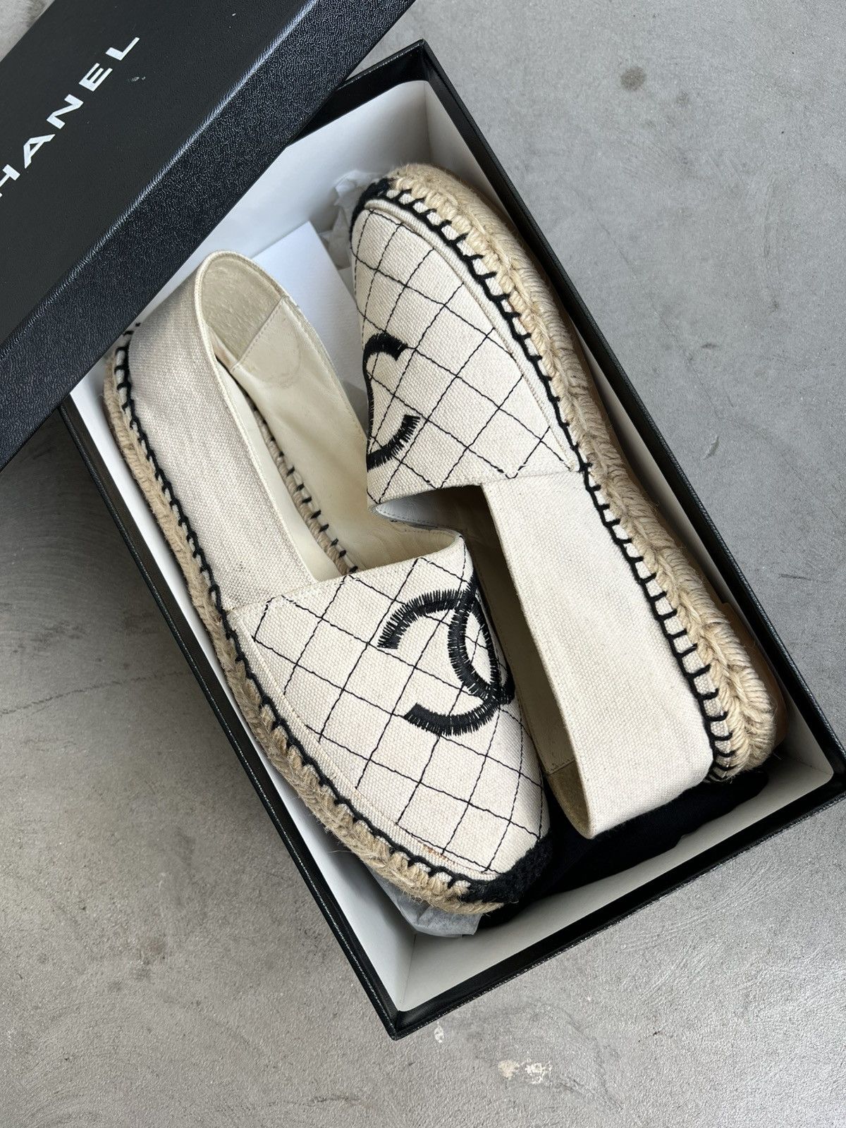 Chanel Chanel Espadrilles Sandals Size US 9 / IT 39 - 1 Thumbnail