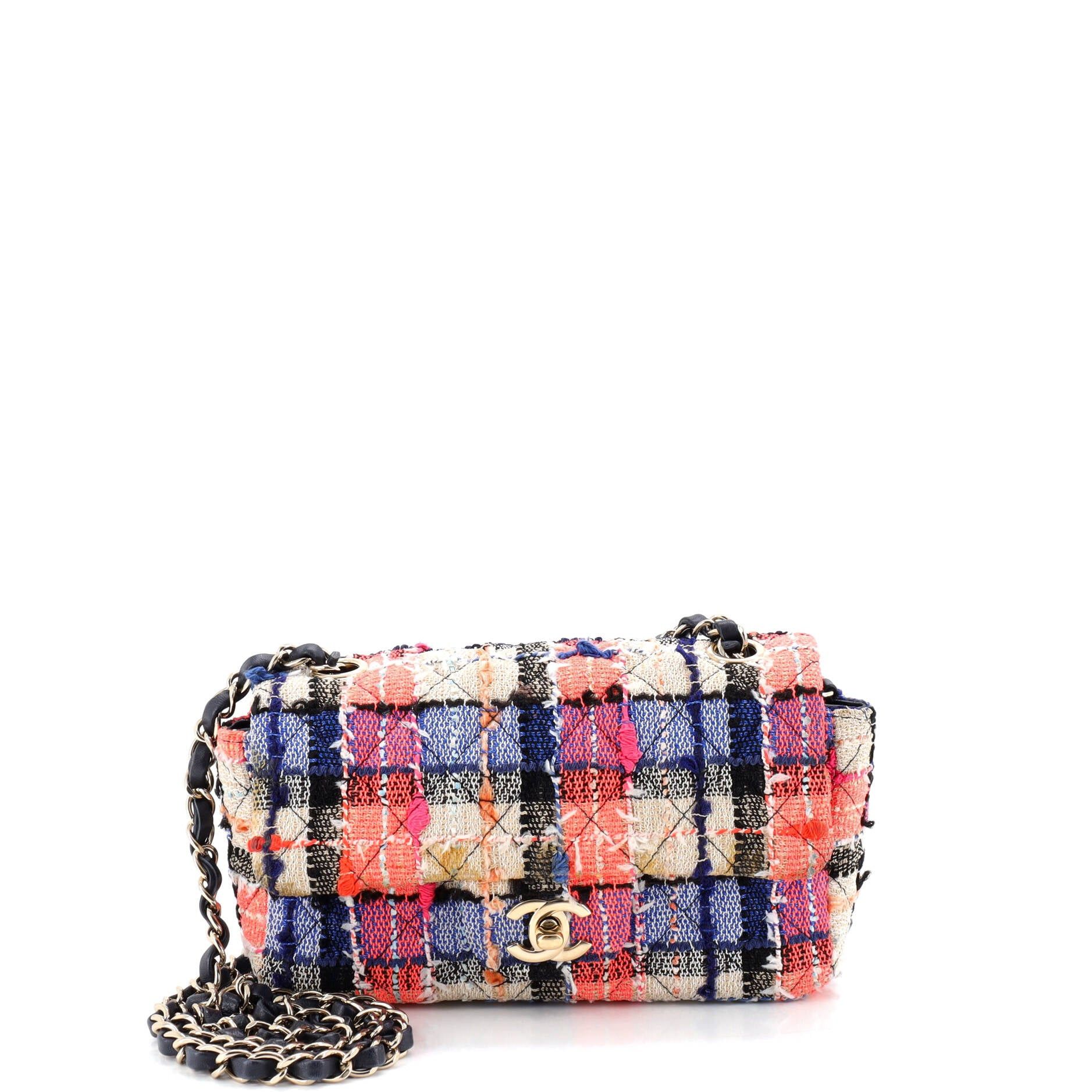 Chanel Classic Single Flap Bag Size ONE SIZE - 1 Thumbnail
