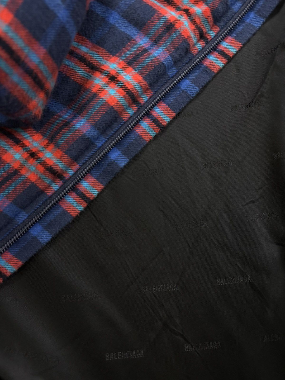 Balenciaga Balenciaga Oversized Cocoon Flannel Padded Jacket Size US M / EU 48-50 / 2 - 9 Thumbnail