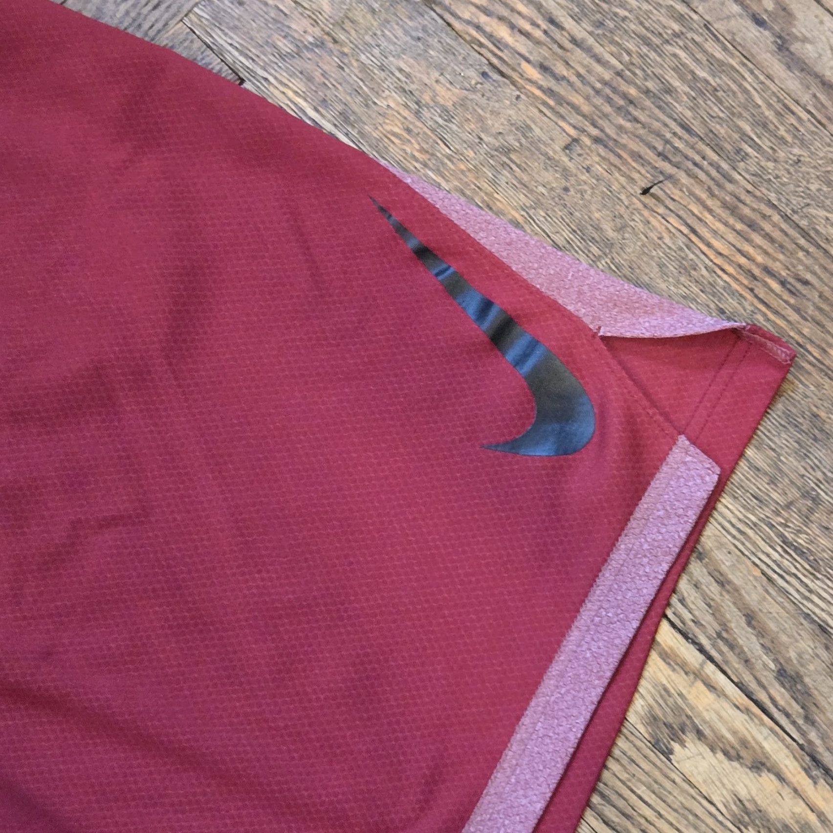 Nike Nike Mens Shorts Basketball Red Pockets Dri Fit Swoosh Drawstring Athletic Activewear Easy Care Moisture Wicking Size US 33 - 3 Thumbnail
