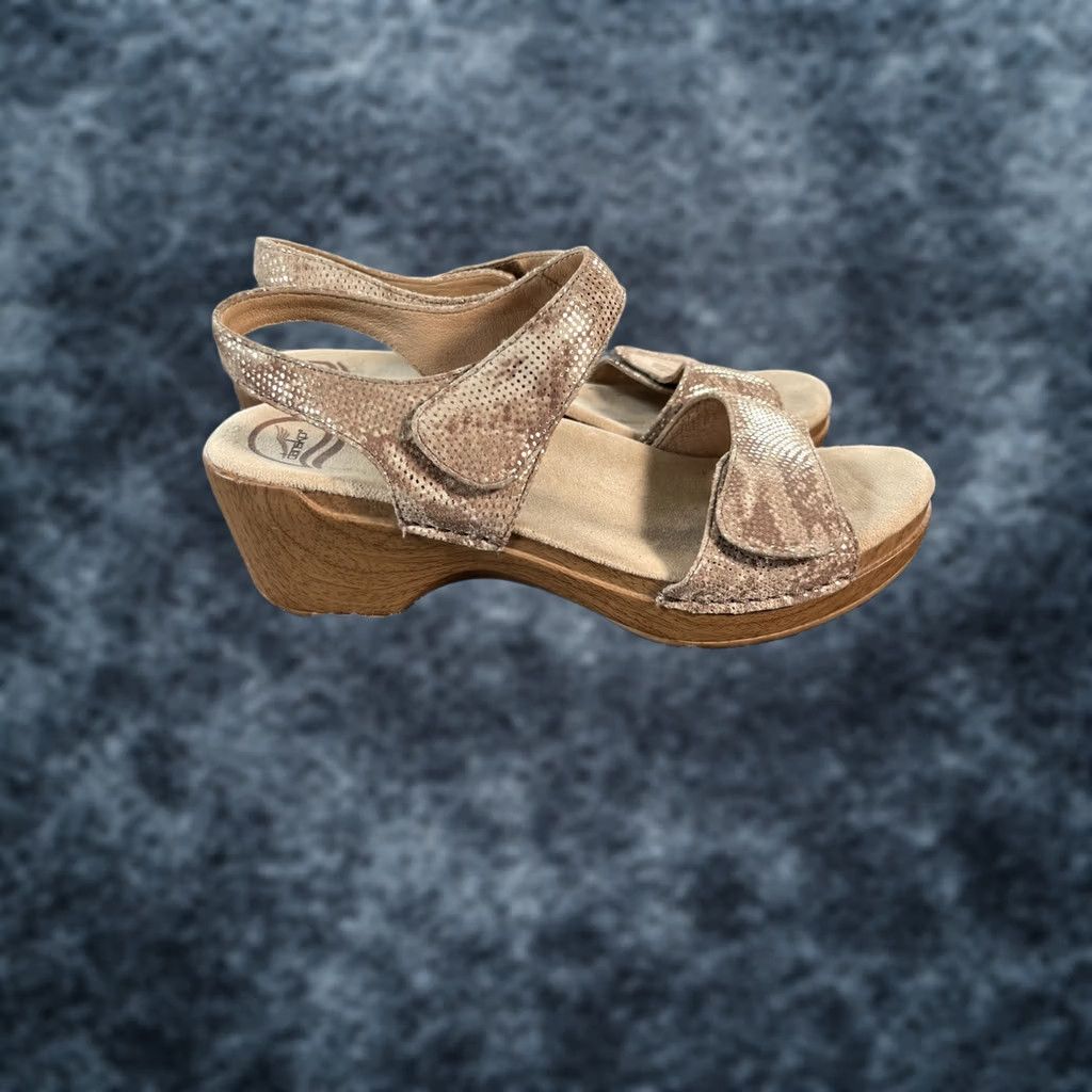 Dansko Dansko Sandal Wedge Open Toe Ankle Strap Snake Womens 11.5 Beige Leather Slingback Heel 2" Size US 12 / IT 42 - 1 Thumbnail