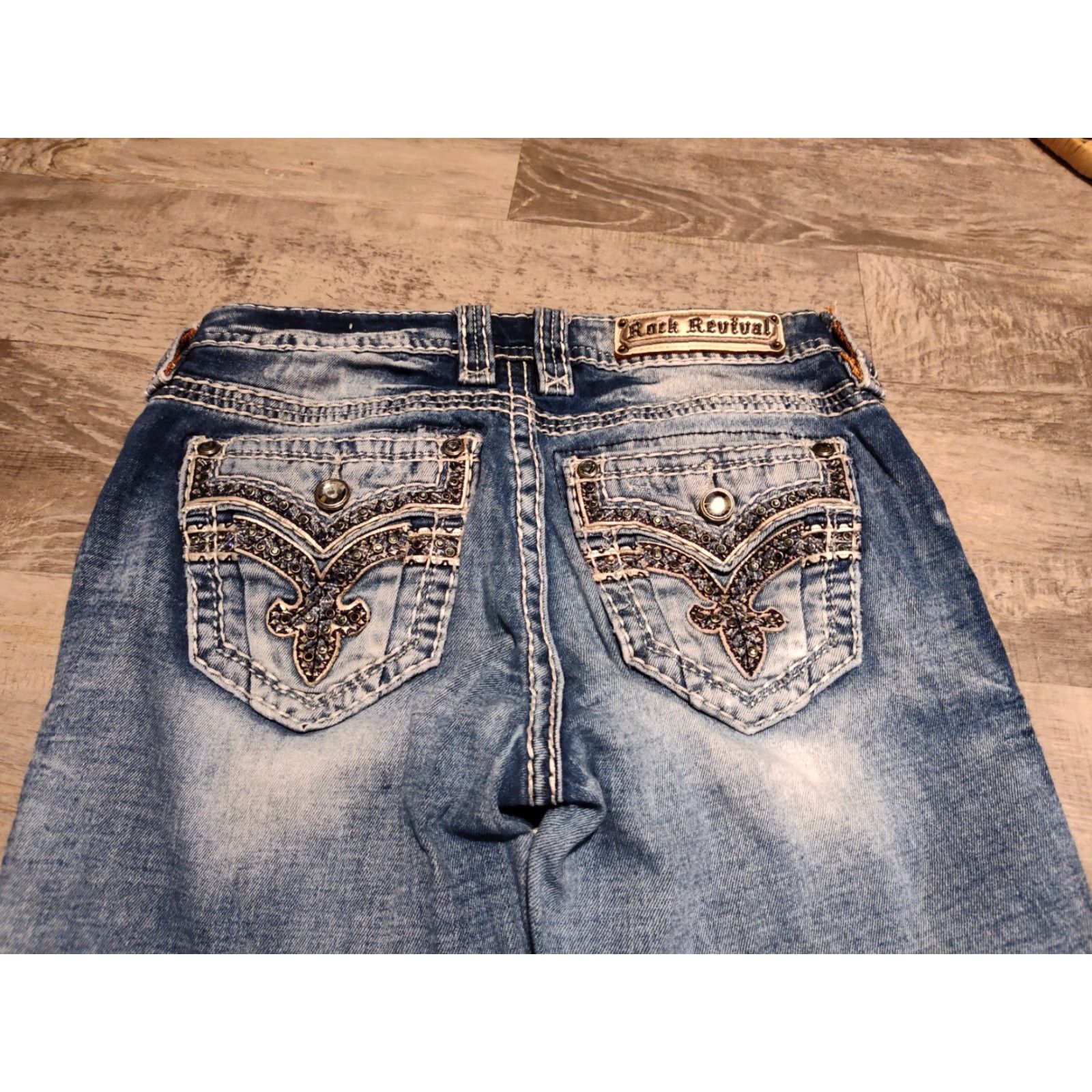 Vintage VINTAGE Rock Revival Women's Denim Jeans Bootcut Distressed Embellished 27x32 Cotton Spandex Size 27" / US 4 / IT 40 - 4 Thumbnail