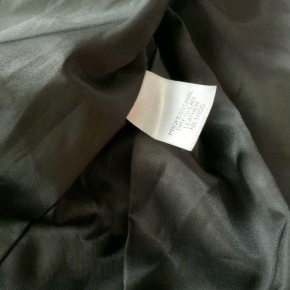 Jones New York Jones New York Genuine Leather Jet Black Chic Blazer Size XL / US 12-14 / IT 48-50 - 5 Thumbnail
