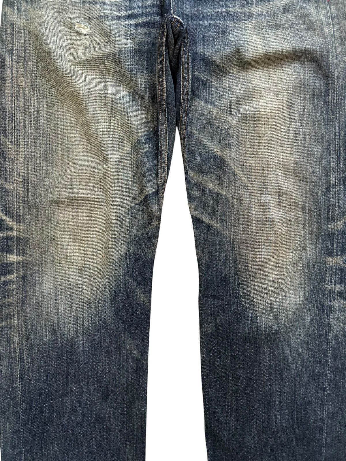 Japanese Brand Vintage Japanese Brand Mud Wash Distressed Loose Jeans Size US 33 - 5 Thumbnail