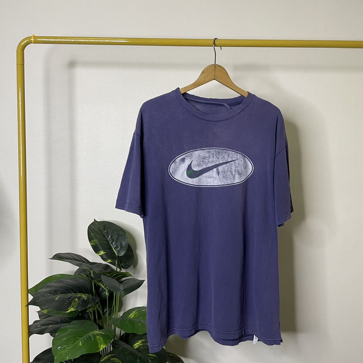 Nike × Vintage 1990s Nike Oval Big Logo Faded Navy T Shirt Size US XL / EU 56 / 4 - 1 Thumbnail
