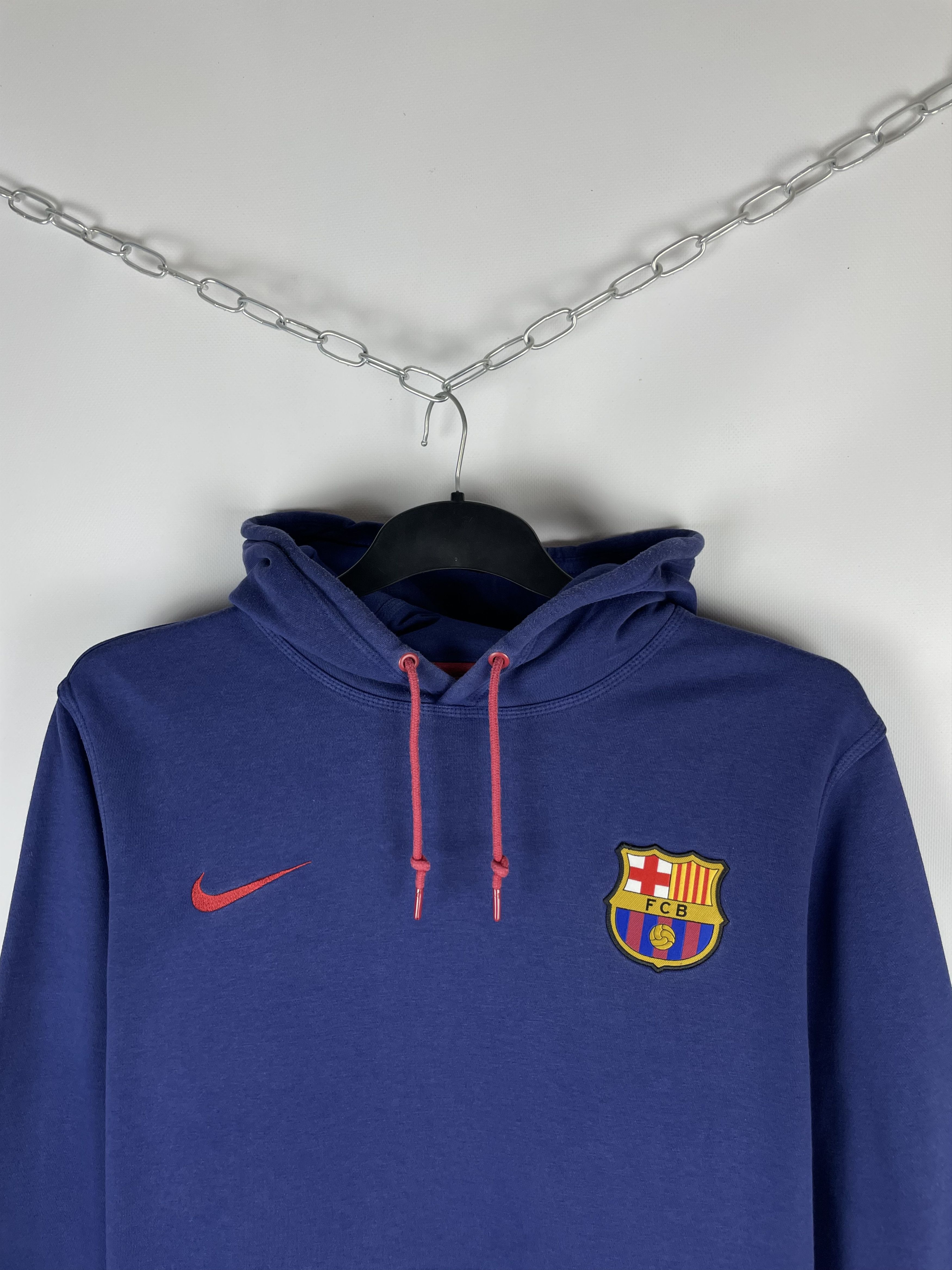 Nike Vintage Nike Barcelona Hoodie Y2k Size US L / EU 52-54 / 3 - 3 Thumbnail