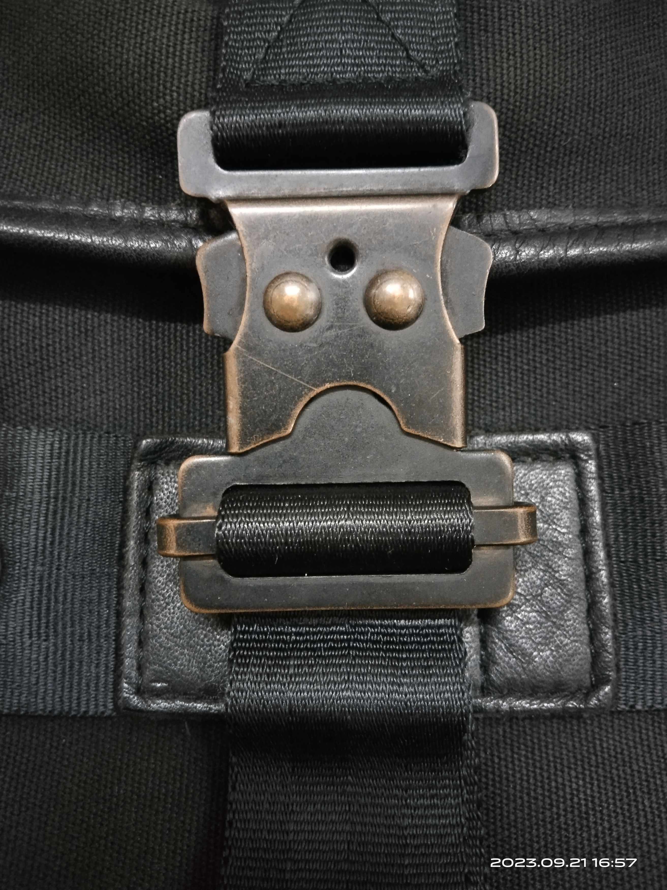 MasterPiece SICK🔥MASTERPIECE TACTICAL CROSSBODY Size ONE SIZE - 8 Thumbnail