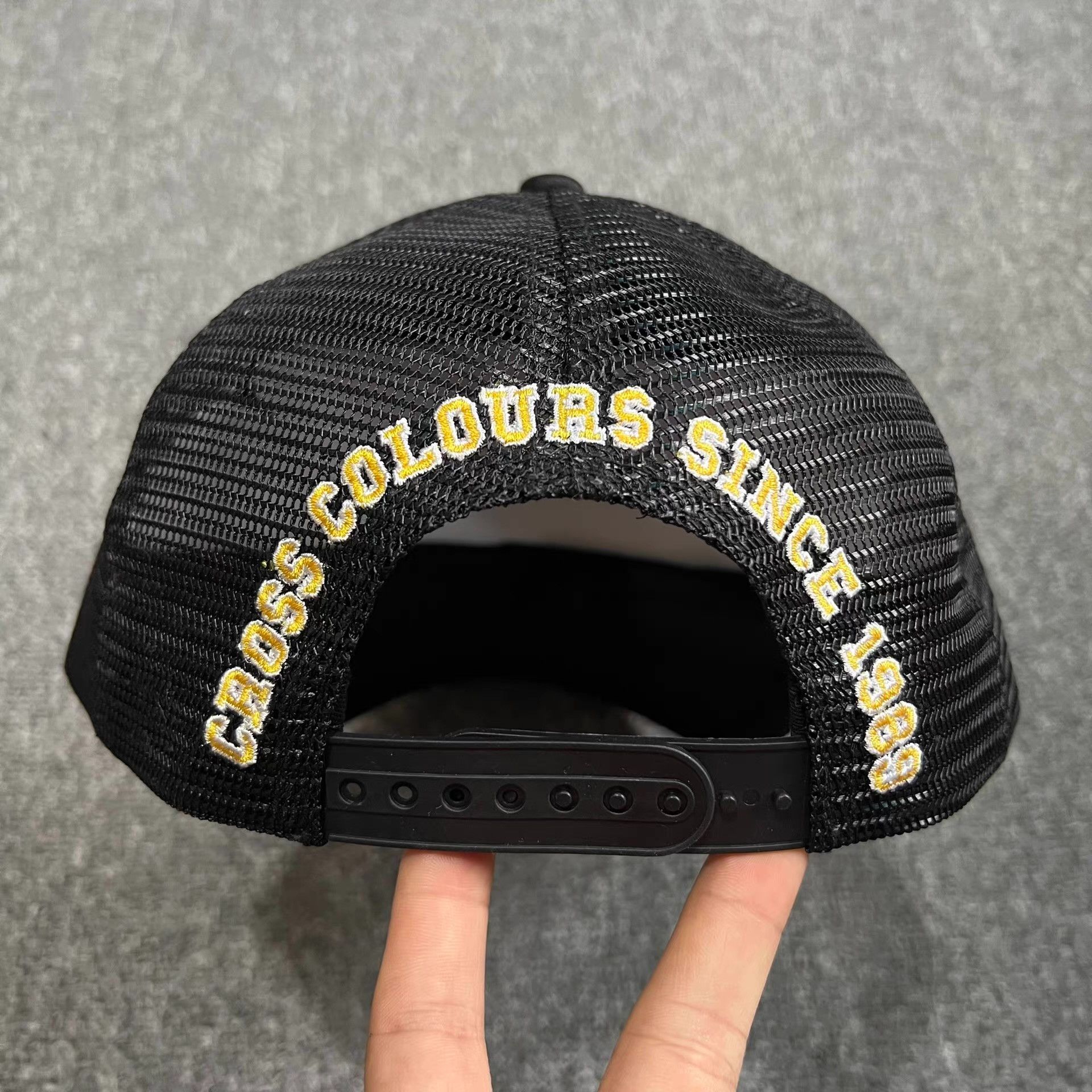 Cross Colours Cross Colours Curved BrimMeshTruckerBaseball Cap Visor Q7 Size ONE SIZE - 4 Thumbnail