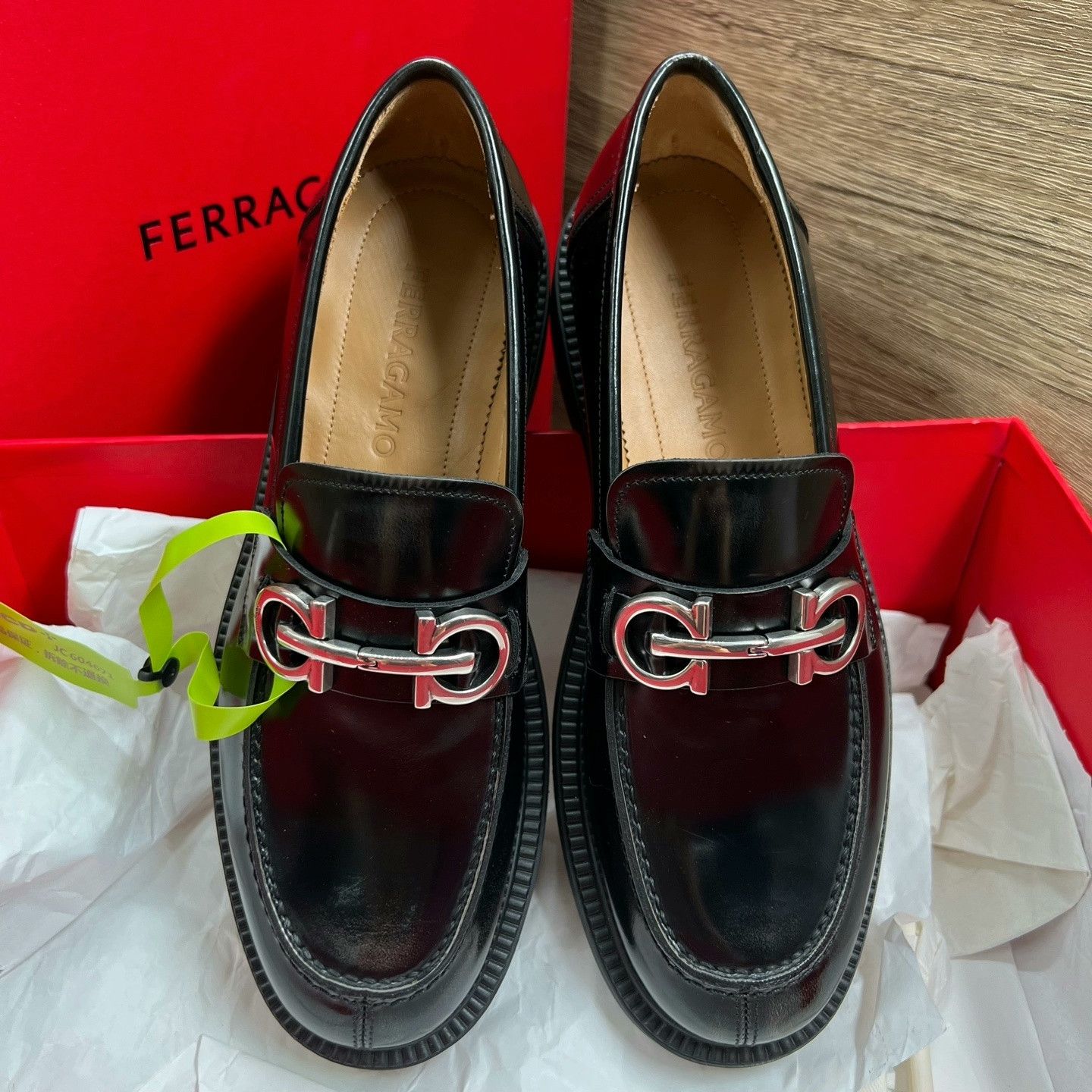 Salvatore Ferragamo Ferragamo Galles Black Silver Lock Loafers Size US 6.5 / EU 39-40 - 2 Thumbnail
