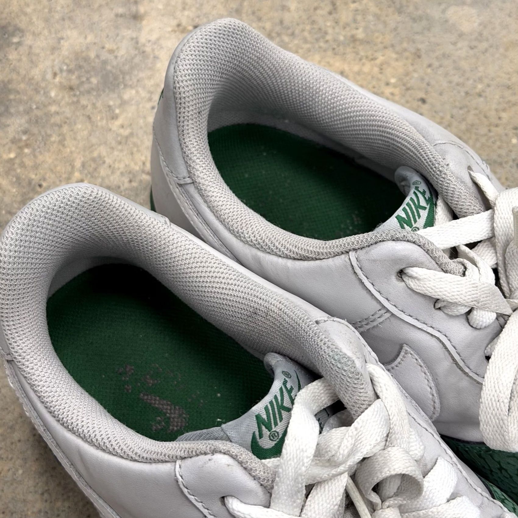 Nike VINTAGE Nike Air Force 1 Mens 9.5 Low Green White Gray 317295-013 Sneaker Mens Size US 9 / EU 42 - 4 Thumbnail