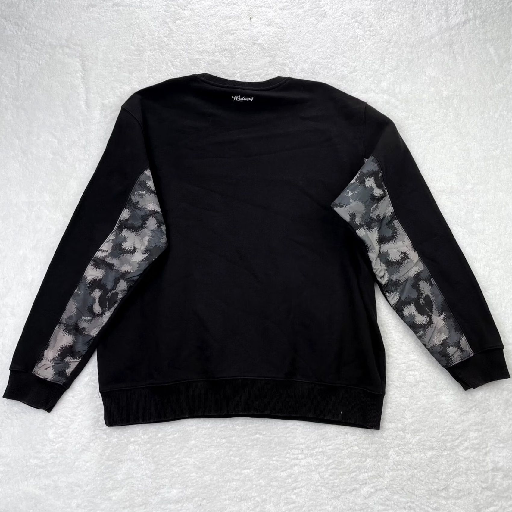 Vintage Wutang Sweatshirt Mens XXXL Black CREAM Camo Graphic Print Pullover Crew Neck Regular Fit USA Hip Hop Sports Theme Size US XXL / EU 58 / 5 - 6 Thumbnail