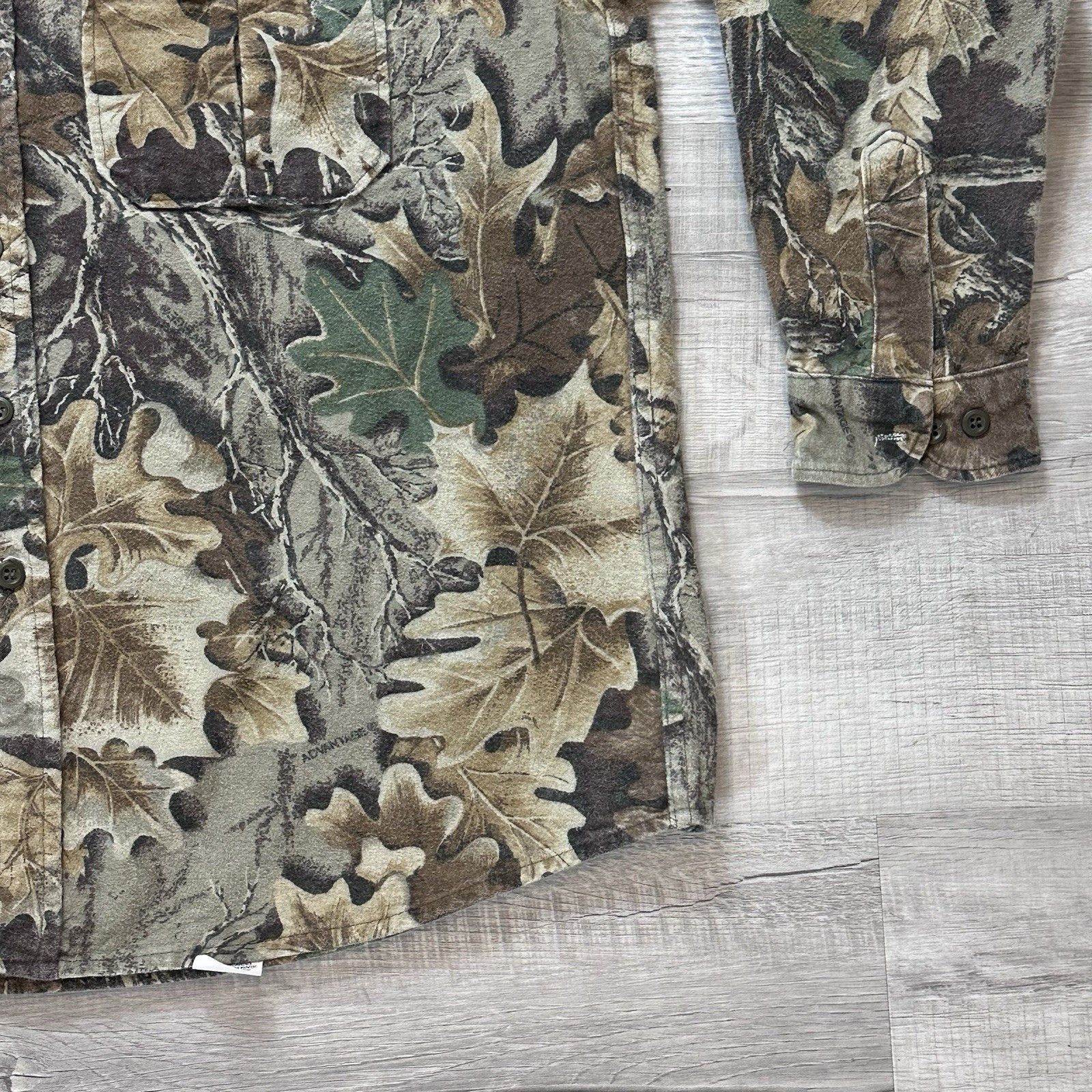 Cabelas Vintage Cabelas Mens Camouflage Button-Up Outdoor Shirt XLT Size US XL / EU 56 / 4 - 3 Thumbnail