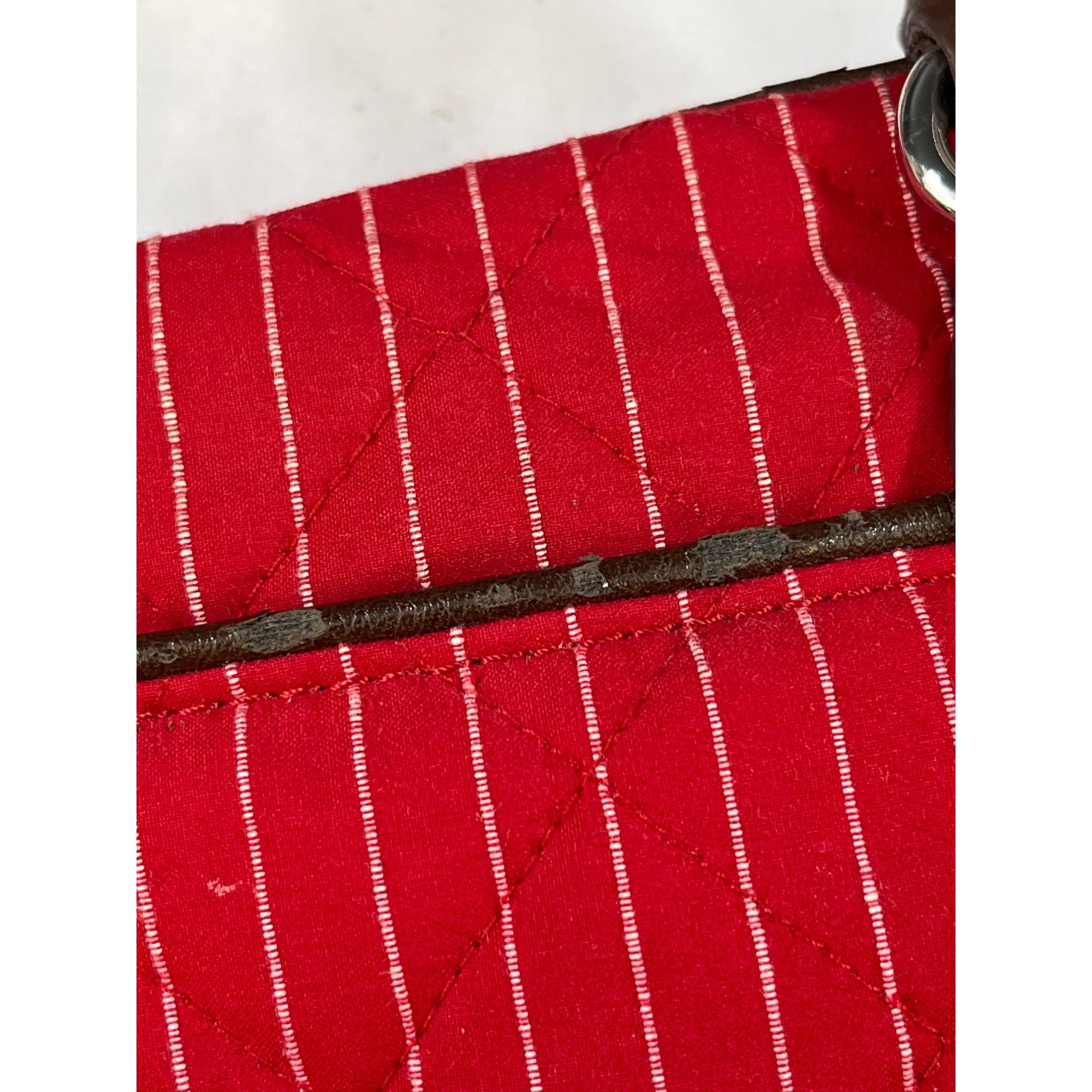 Vera Bradley Vera Bradley Women's Red Striped Purse/Crossbody SKU 5675 Size ONE SIZE - 8 Thumbnail