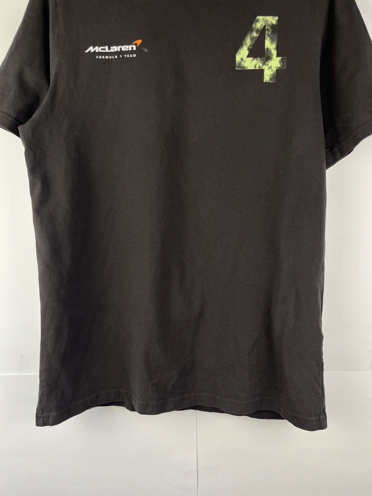 Formula 1 McLaren Formula 1 Team Lando Norris 4 F1 Tee Shirt Size US M / EU 48-50 / 2 - 4 Thumbnail