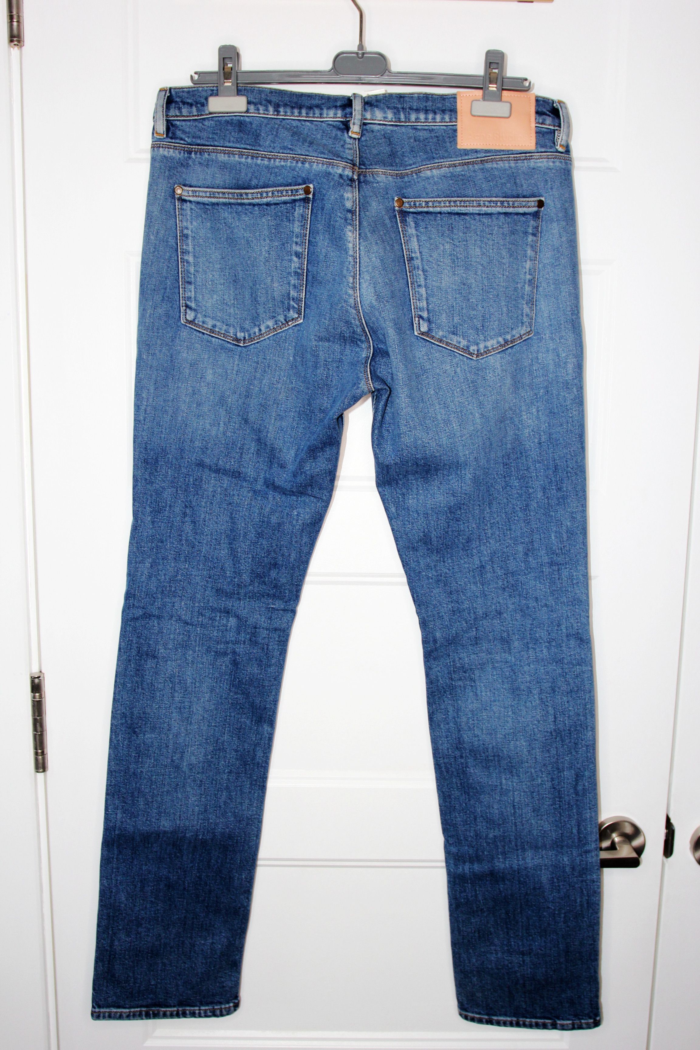 Acne Studios BNWT AW22 ACNE STUDIOS MAX MID BLUE SLIM FIT JEANS 34 Size US 34 / EU 50 - 3 Thumbnail