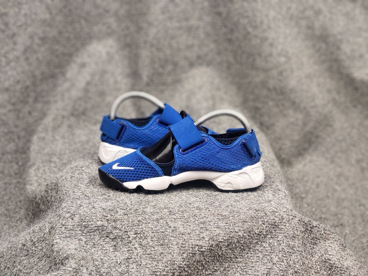 Nike Vintage Nike Air Rift Ninja Swoosh Sneakers Sandals Shoes Size US 7.5 / IT 37.5 - 13 Thumbnail