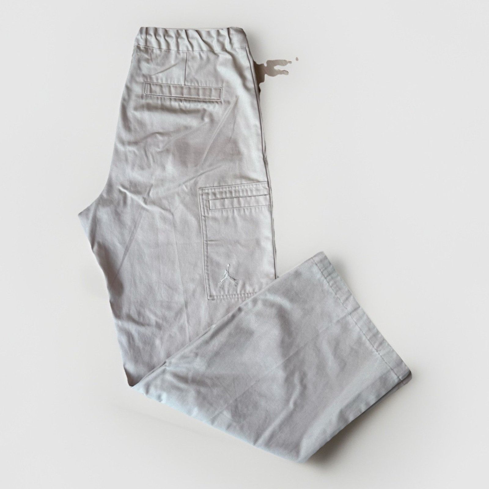 Jordan Brand Air Jordan J Balvin Woven Trousers Medium Bio Beige Cargo Size US 31 - 1 Thumbnail