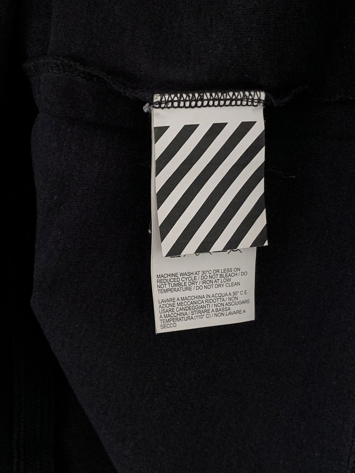 Off-White OFF WHITE Virgil Abloh 2020 Backbone Arrow Print tee Size US L / EU 52-54 / 3 - 8 Thumbnail