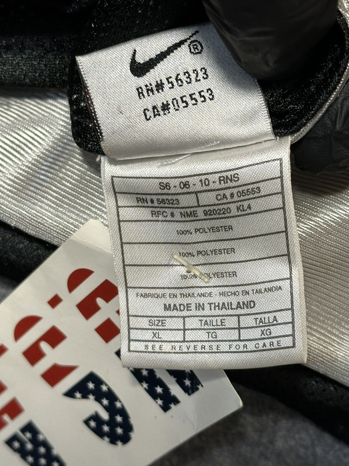 Nike Nike reversible silver and black tank top. Size US XL / EU 56 / 4 - 12 Thumbnail
