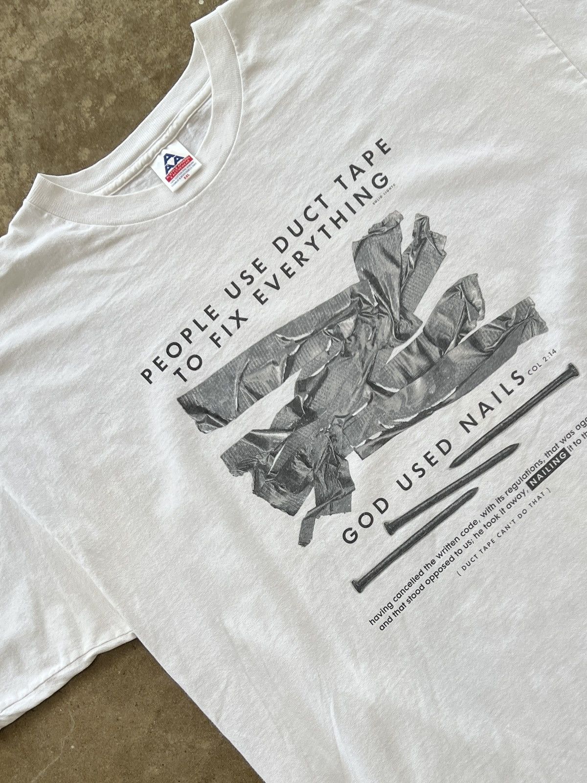 Vintage Vintage God Used Nails Scripture Religious Jesus God Tee 2XL Size US XXL / EU 58 / 5 - 1 Thumbnail