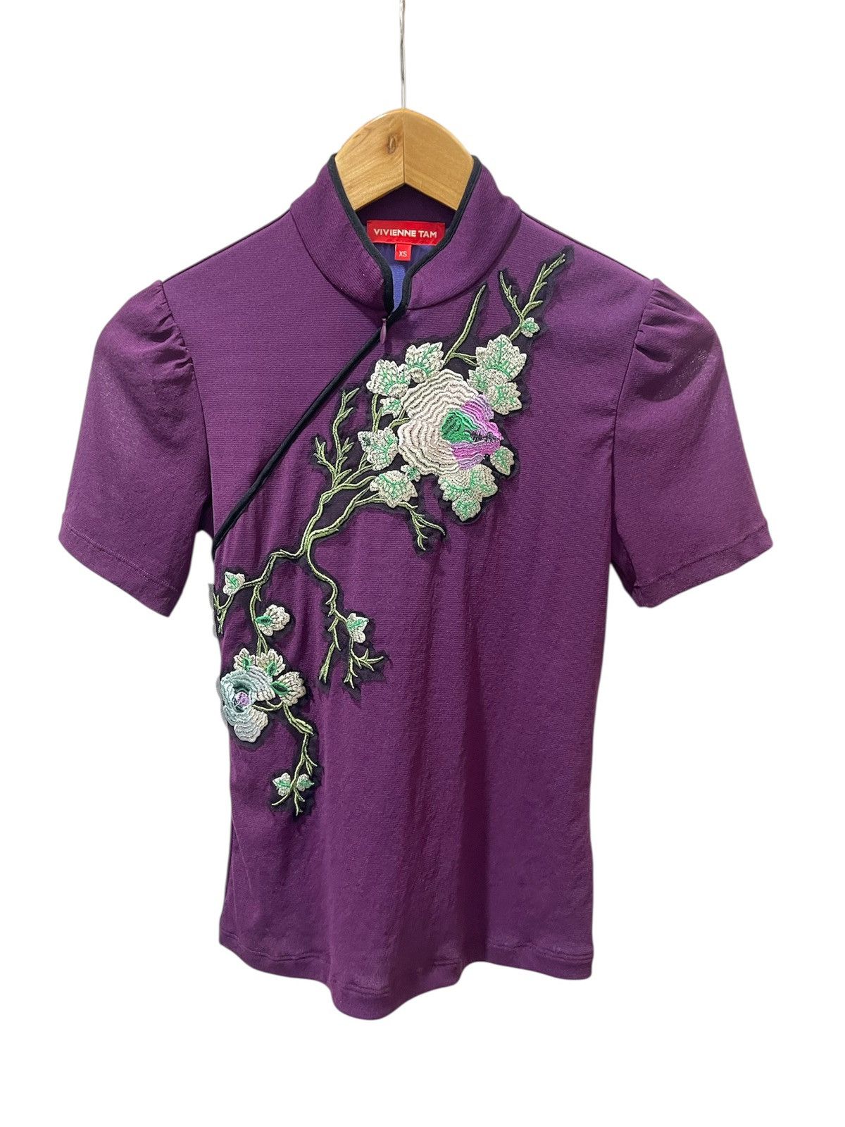 Vivienne Tam Vivienne Tam Purple Embroidered Floral Cheongsam Top Size XS / US 0-2 / IT 36-38 - 1 Thumbnail