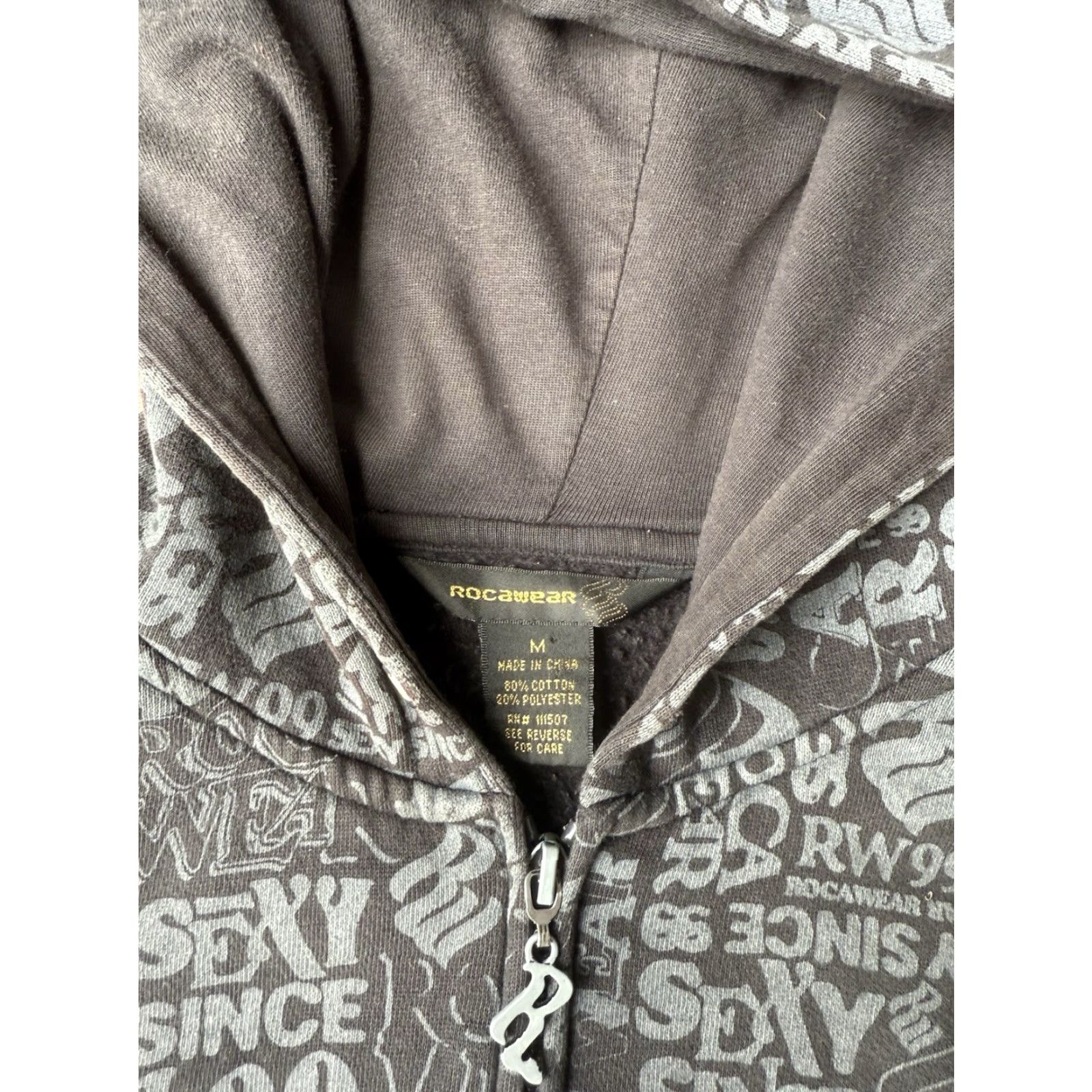 Rocawear VINTAGE Rocawear Zip-Up Hoodie Women's Medium Black Grunge Y2K Logo Zipper Full Zip Hooded Casual Size M / US 6-8 / IT 42-44 - 2 Thumbnail