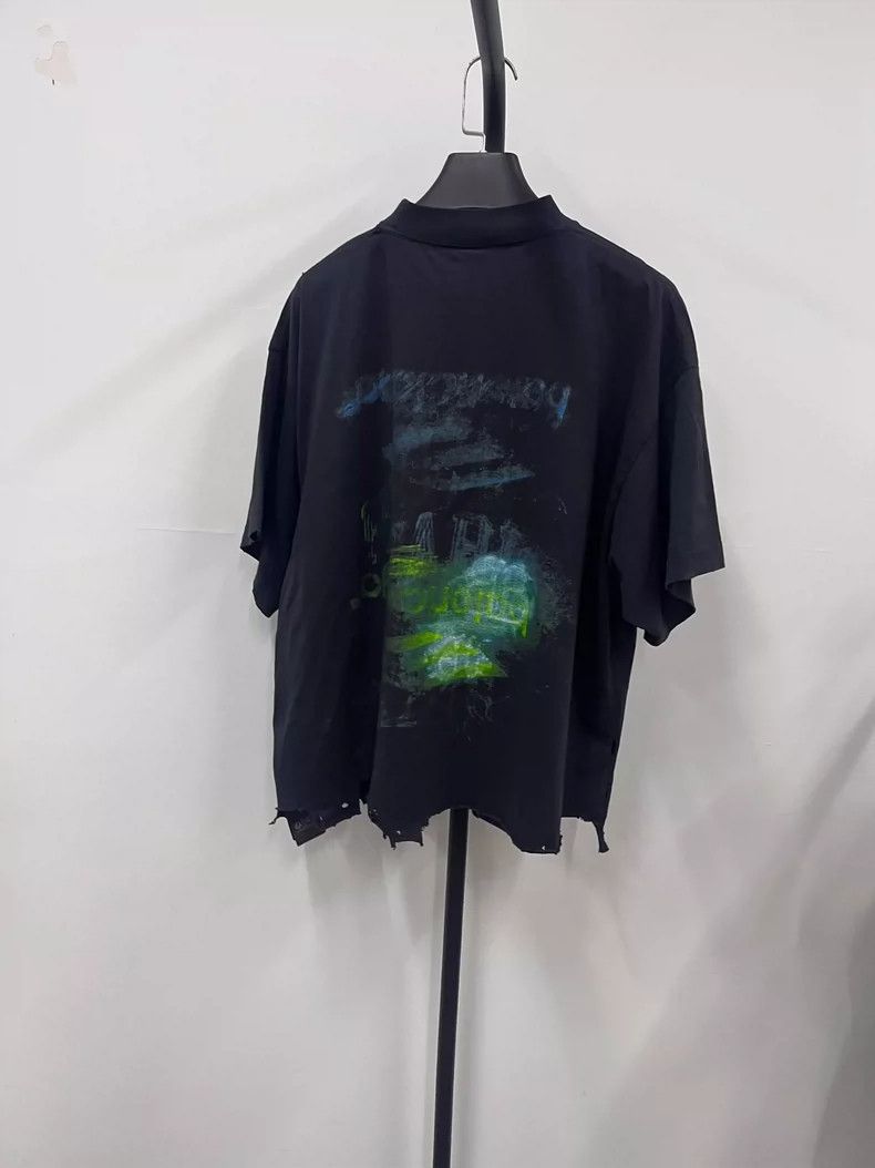 Balenciaga Balenciaga Faded Crew Neck Print Short Sleeve Regular T-Sh Size US L / EU 52-54 / 3 - 2 Thumbnail
