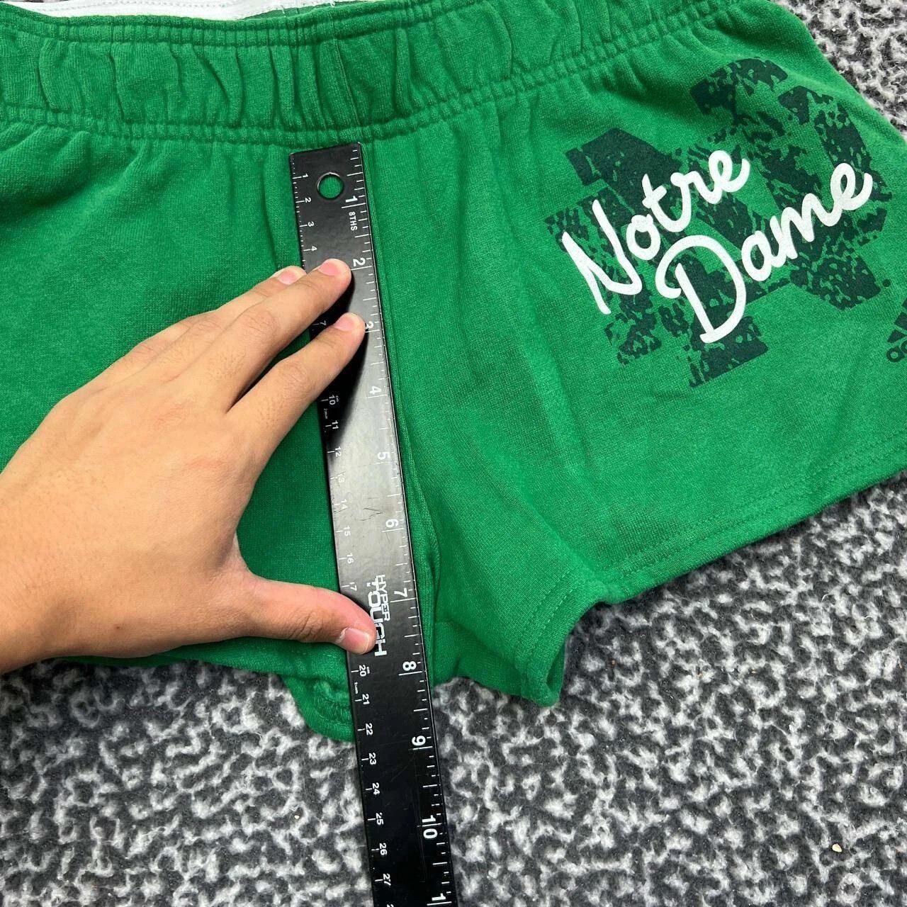 Adidas Notre Dame Fighting Irish Athletic Shorts Women Adidas S Size 28" / US 6 / IT 42 - 4 Thumbnail