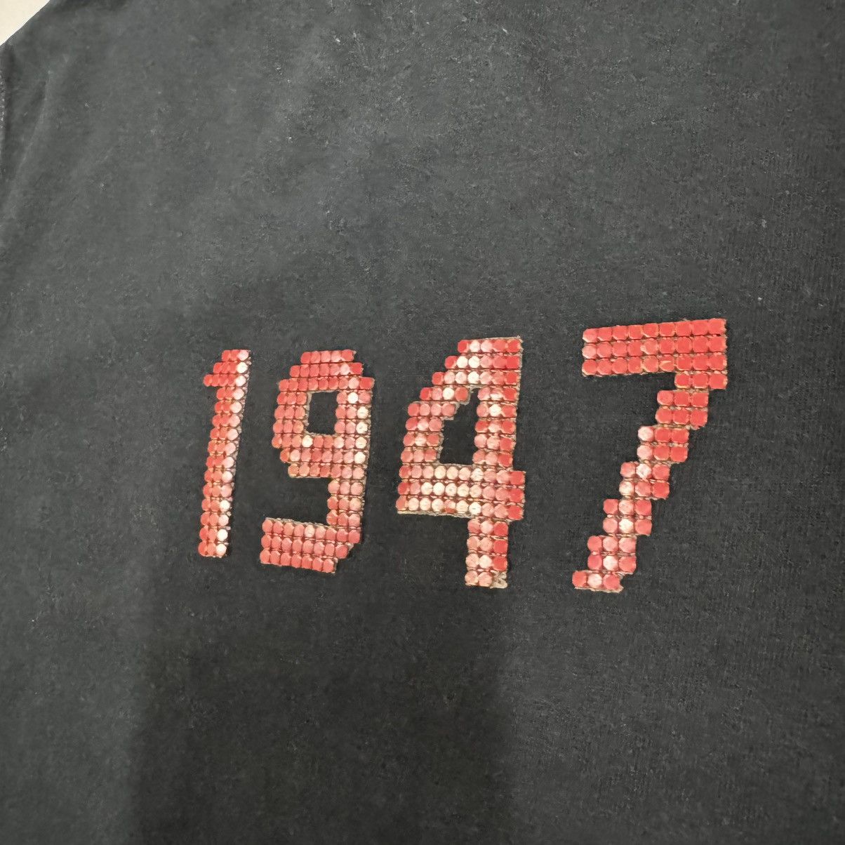 Dior Vtg🔥2003 Christian Dior J’ADORE Big Logo Red Black Studs Tee Size XS / US 0-2 / IT 36-38 - 22 Thumbnail
