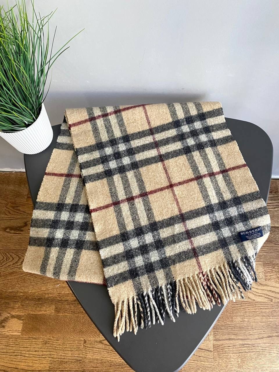 Burberry Burberry London Nova Check Pattern 100% LambsWool Scarf Size ONE SIZE - 2 Thumbnail