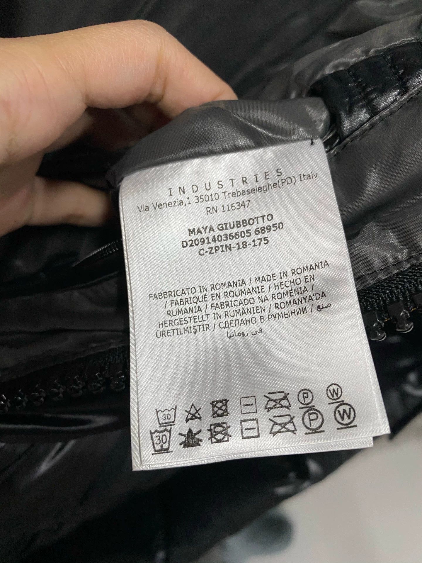 Moncler Moncler Maya Down Jacket 1 98 New Size US S / EU 44-46 / 1 - 8 Thumbnail