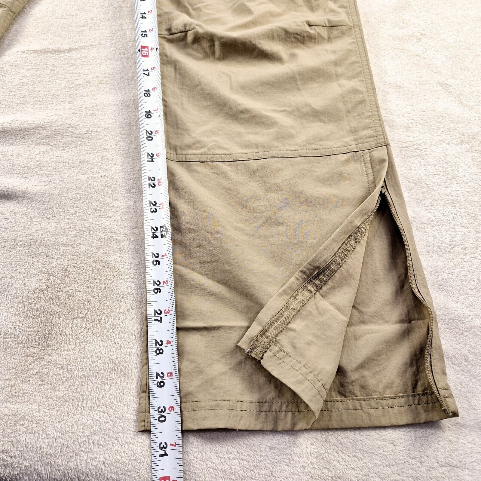 Eastern Mountain Sports Eastern Mountain Sports Women12 R Tan Cargo Hiking Pants Size 34" / US 12 / IT 48 - 3 Thumbnail