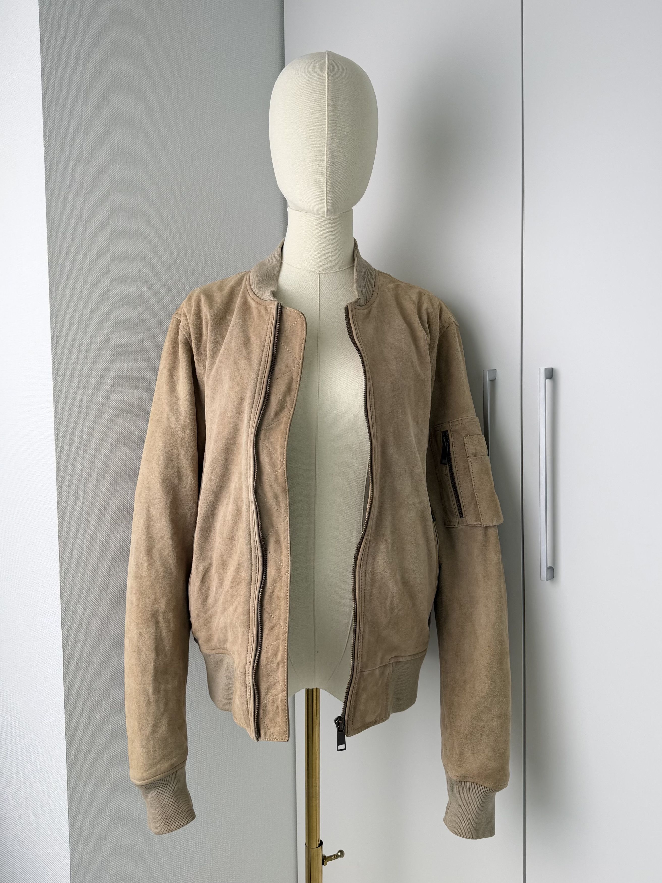Vintage Vintage Beige Suede Leather Jacket Women's Zip Up Size US S / EU 44-46 / 1 - 3 Thumbnail