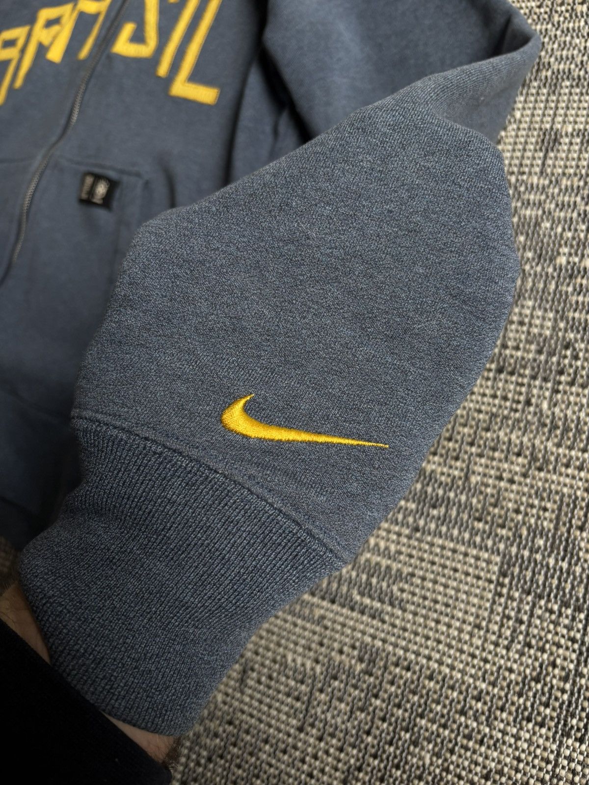 Nike Nike Brasil Big Logo Football Full Zip Hoodie Size US M / EU 48-50 / 2 - 4 Thumbnail