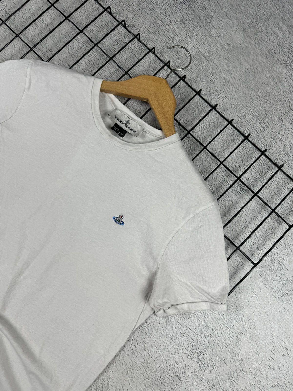 Vintage × Vivienne Westwood Vintage Vivienne Westwood Logos White Tee Oldmoney S size Size US S / EU 44-46 / 1 - 2 Thumbnail