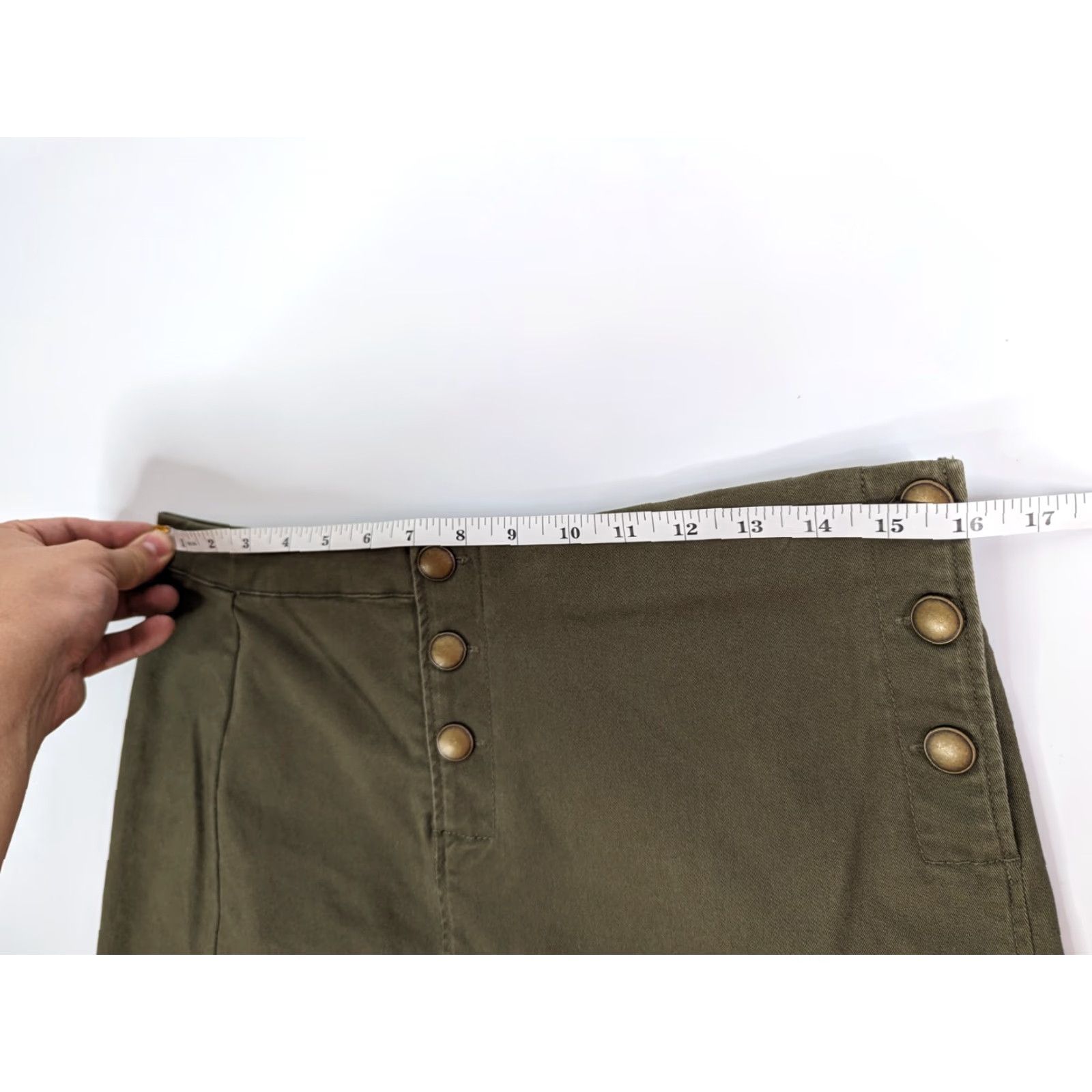 Abercrombie & Fitch Abercrombie & Fitch Skirt Women's 8 Oliver Green Button Outdoor Denim Cotton Blend Casual Bohemian Nature A-Line Short Vintage: No (adjust to rules) Size 30" / US 8 / IT 44 - 4 Thumbnail