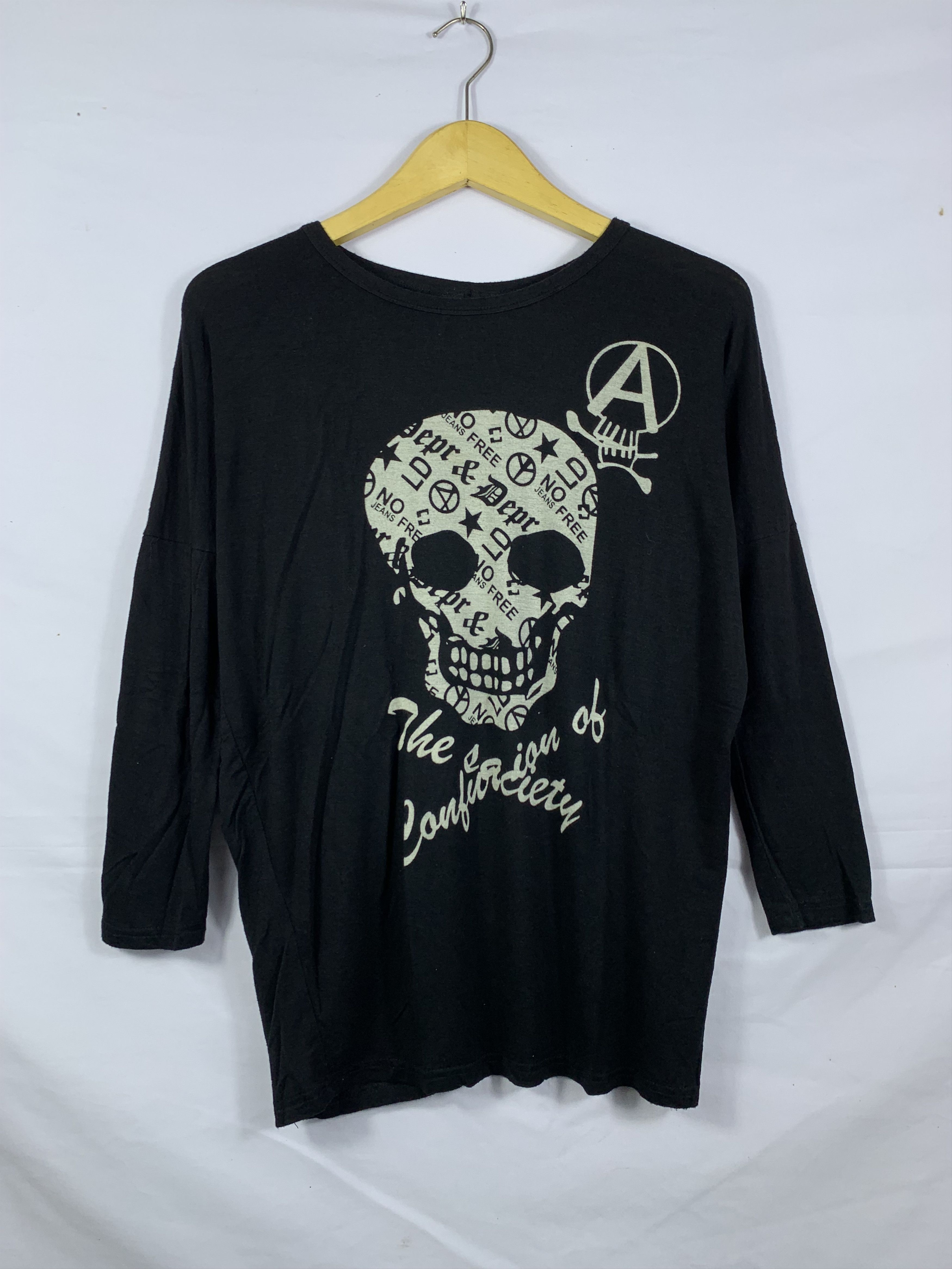 Beauty Beast Japn Poem LongSleeve Skull Rock Punk Style Size US L / EU 52-54 / 3 - 1 Thumbnail