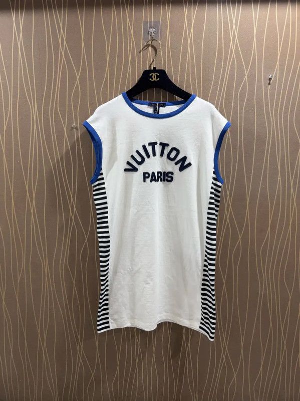 Louis Vuitton Louis Vuitton White Cotton Dress for Women 0089 Size XS / US 0-2 / IT 36-38 - 1 Thumbnail